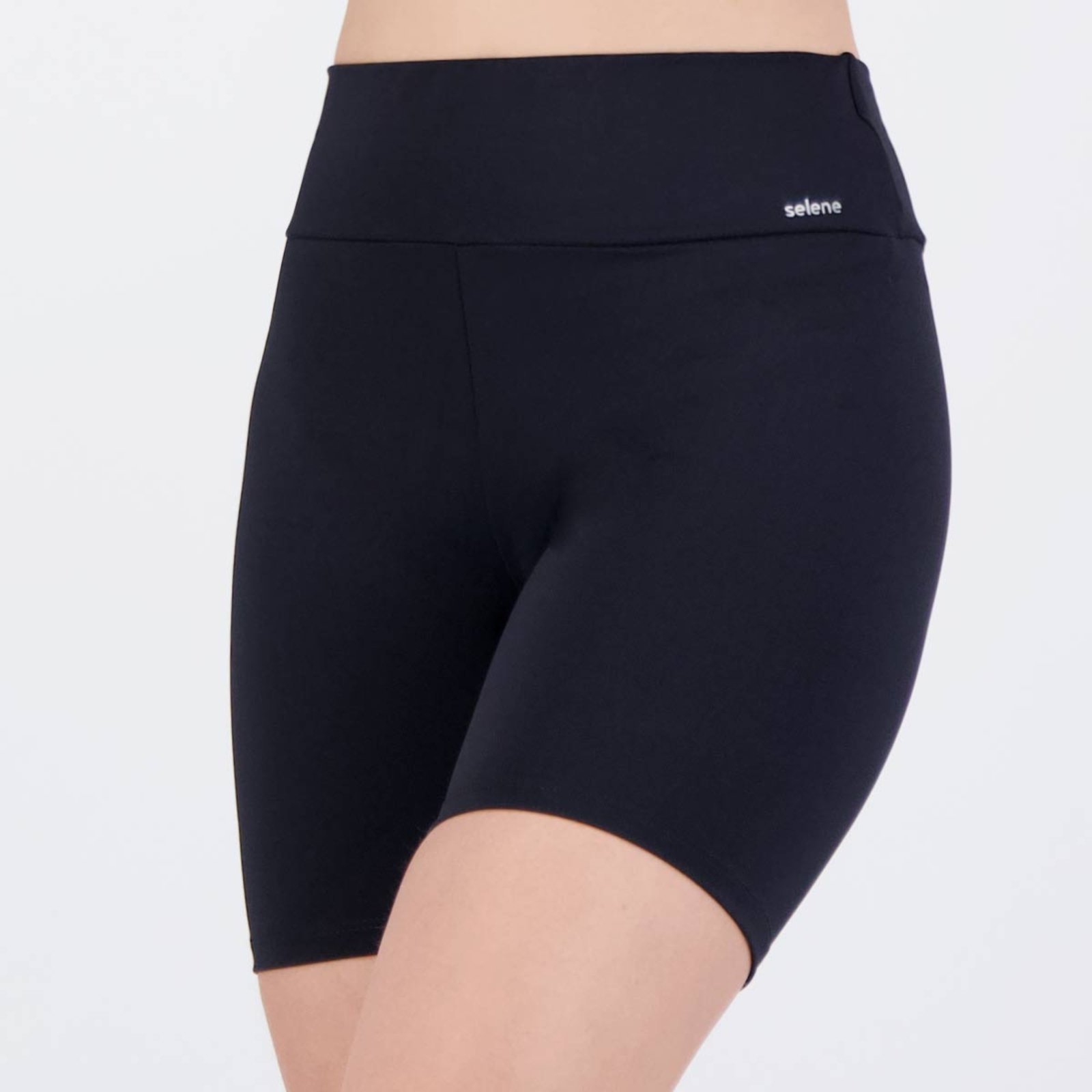 Bermuda Selene Basic Feminina Preta