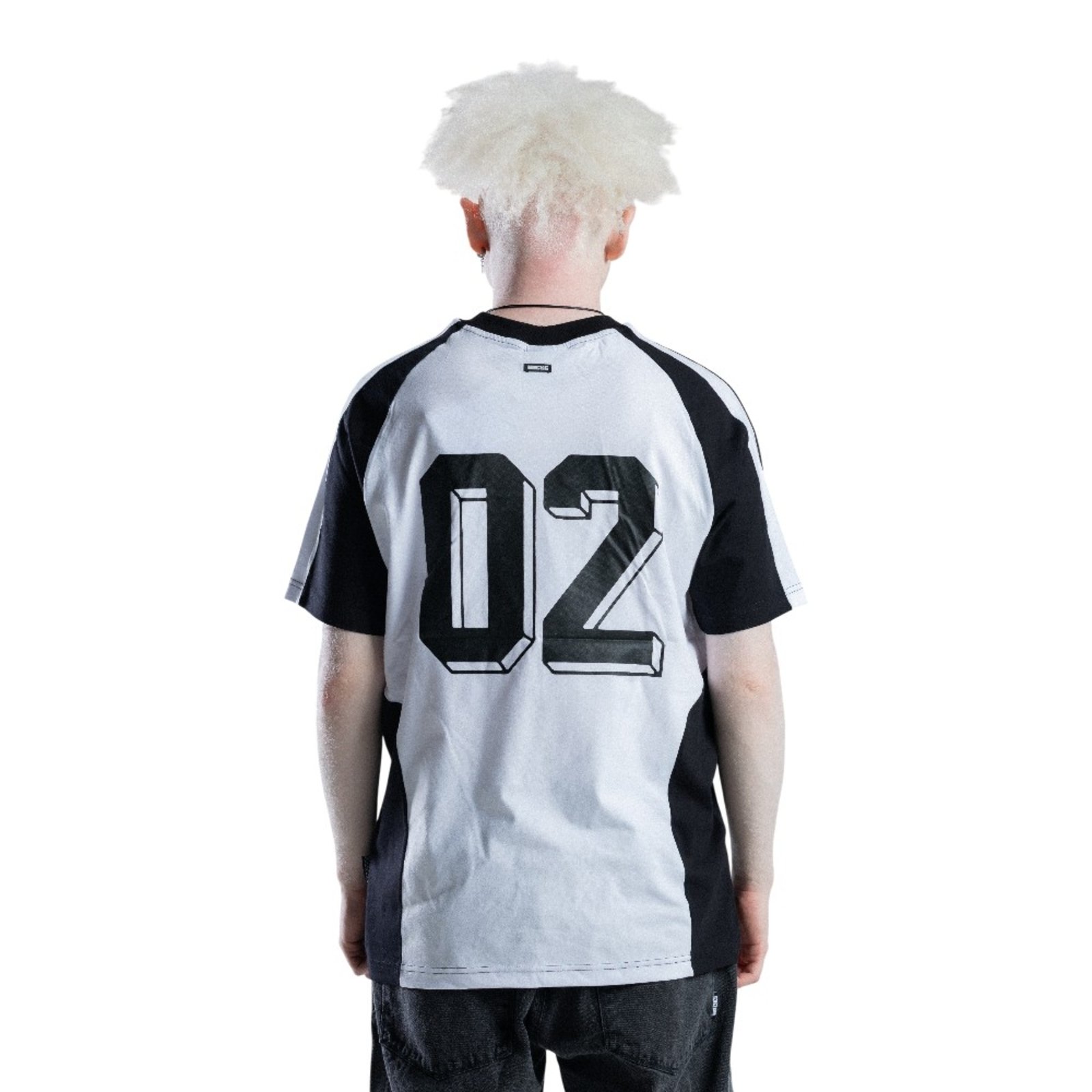 Vista 2 Camiseta Masculina Hocks Raglan Recortes Curva Preto branco Hocks branco
