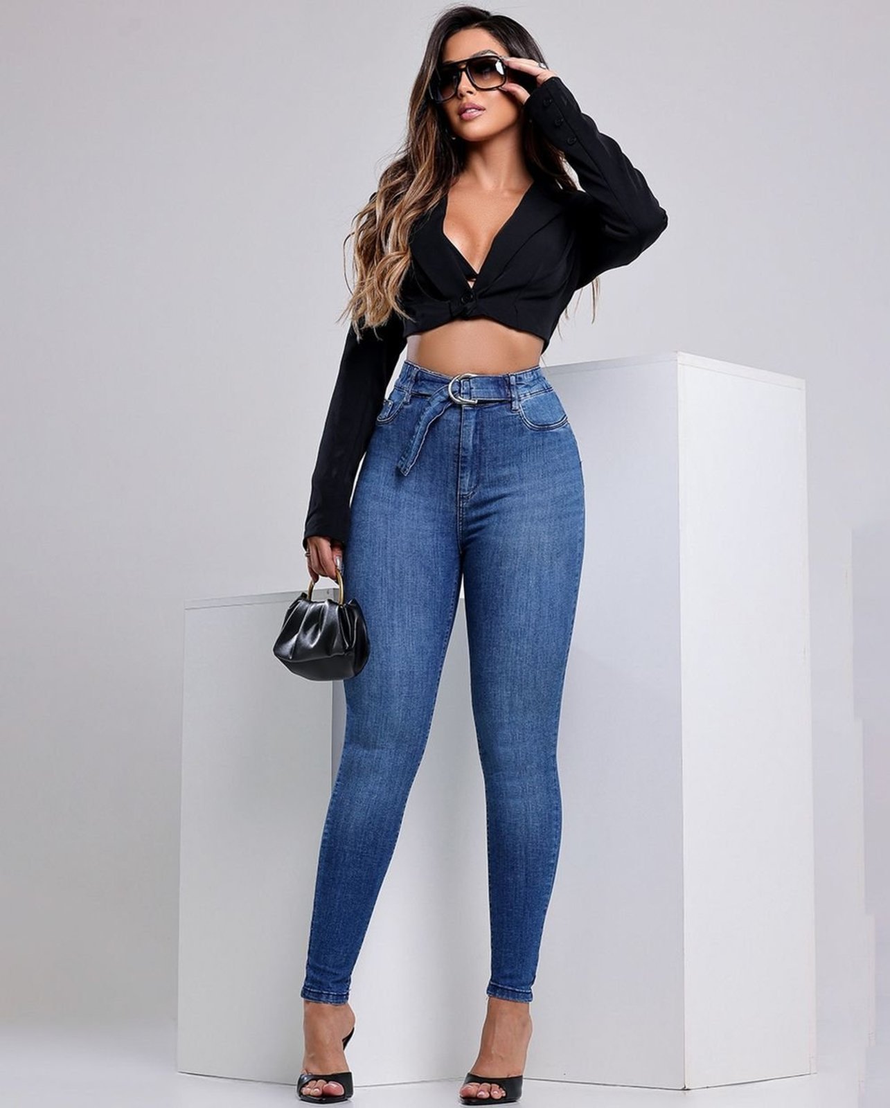 Calça Jeans Skinny Hot Feminina Cintura Alta Fivela Meia Lua 24196 Escura Consciência