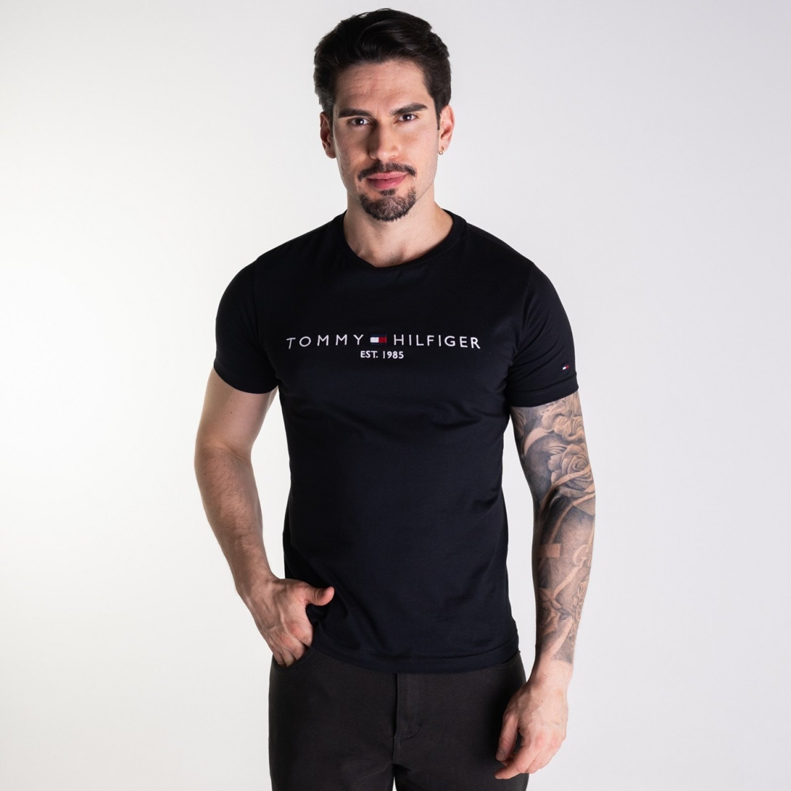 Camiseta Tommy Hilfiger 1985 Preta