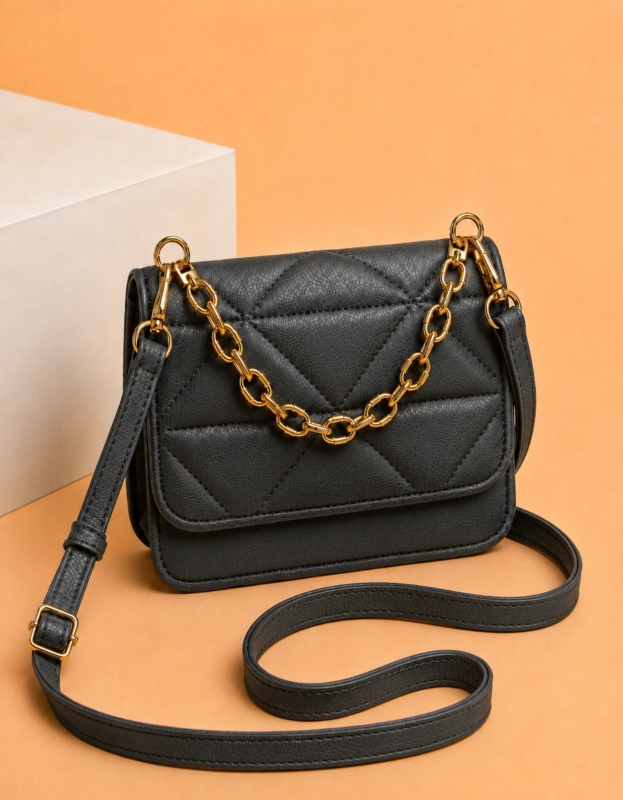 Bolsa Feminina Transversal Luxo Alça De Corrente Bordada Preto