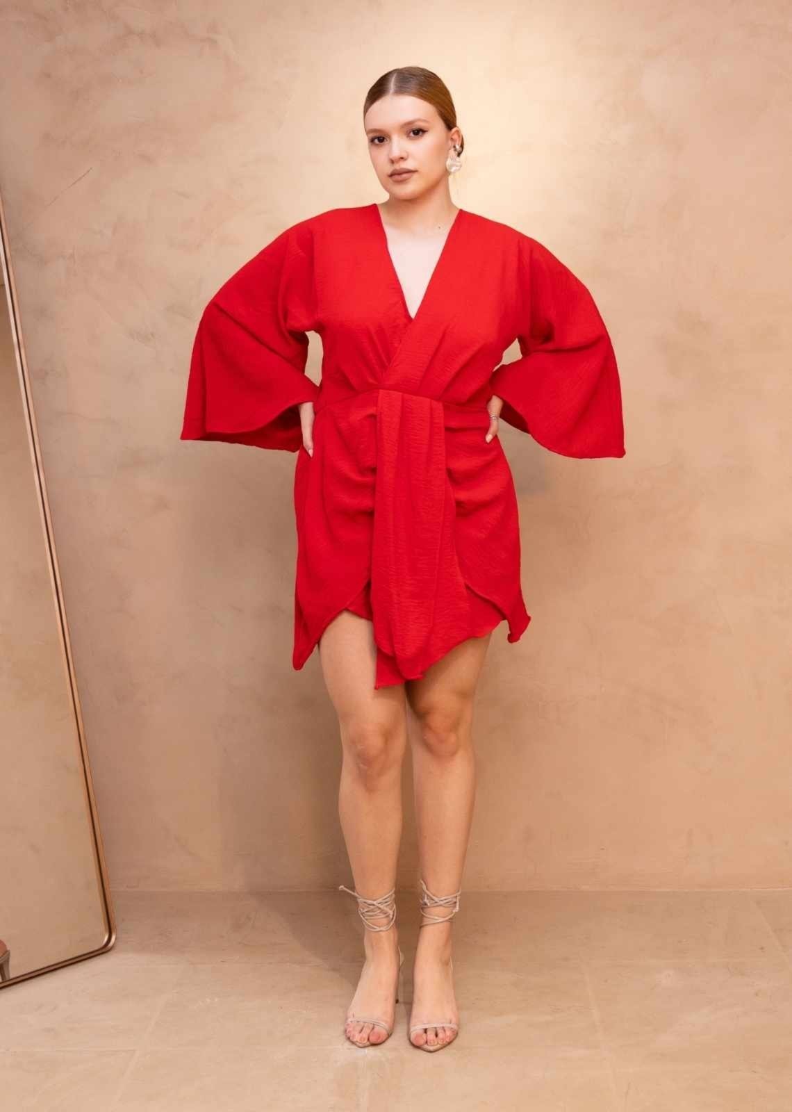 Vestido Macaquinho Manga Longa Transpasse Crepe Geórgia Vermelho