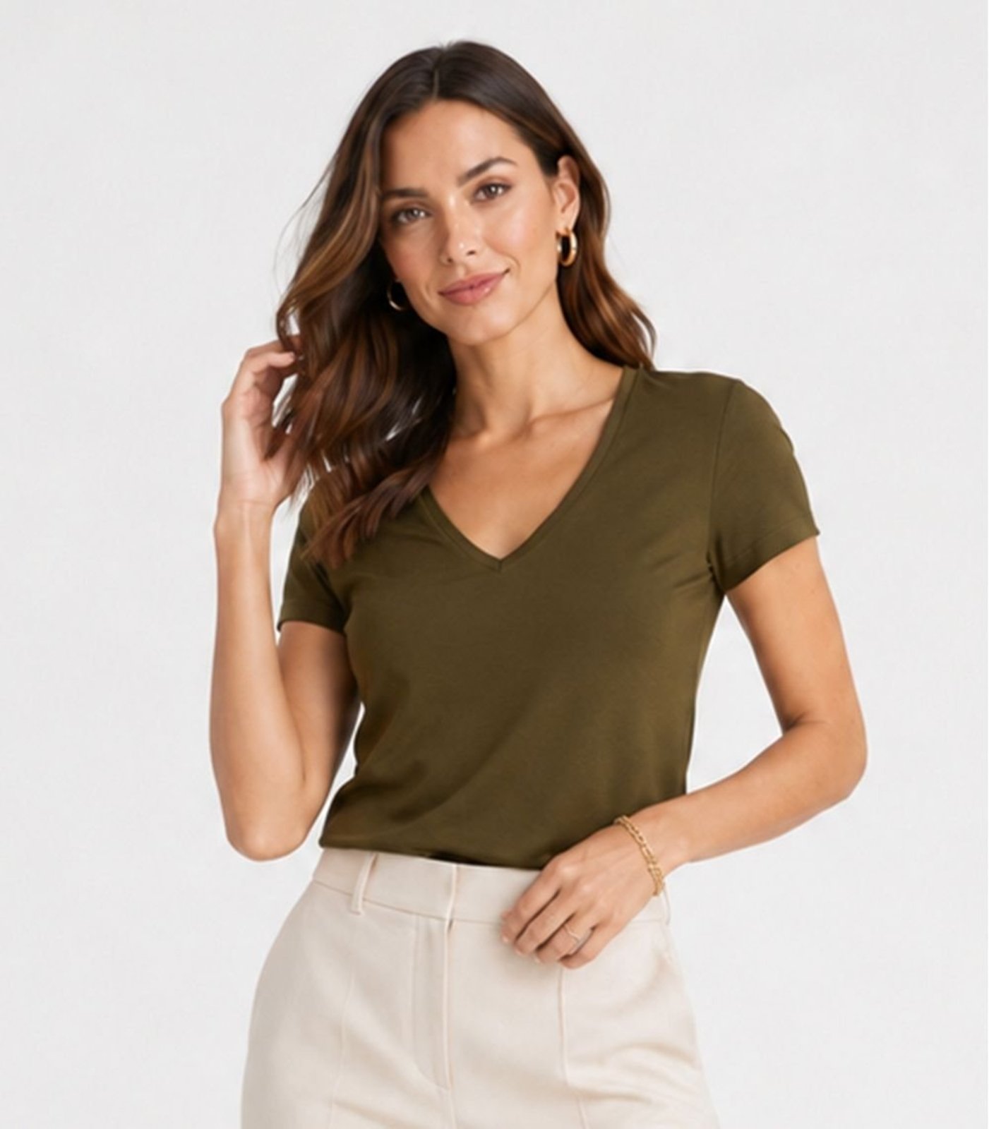 Blusa Feminina Básica Gola V Malha Touch Kohmar Verde