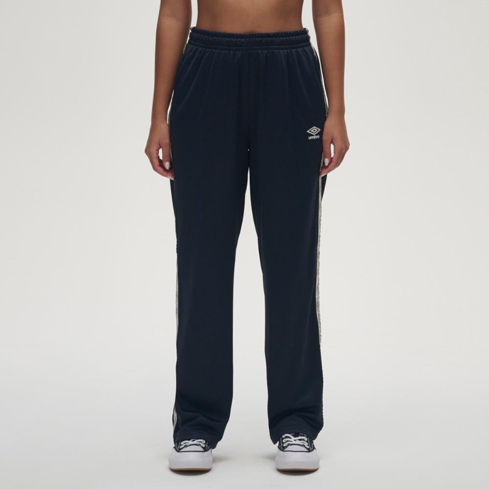 Calça Unisex Umbro Wide Tape F.C. Incolor
