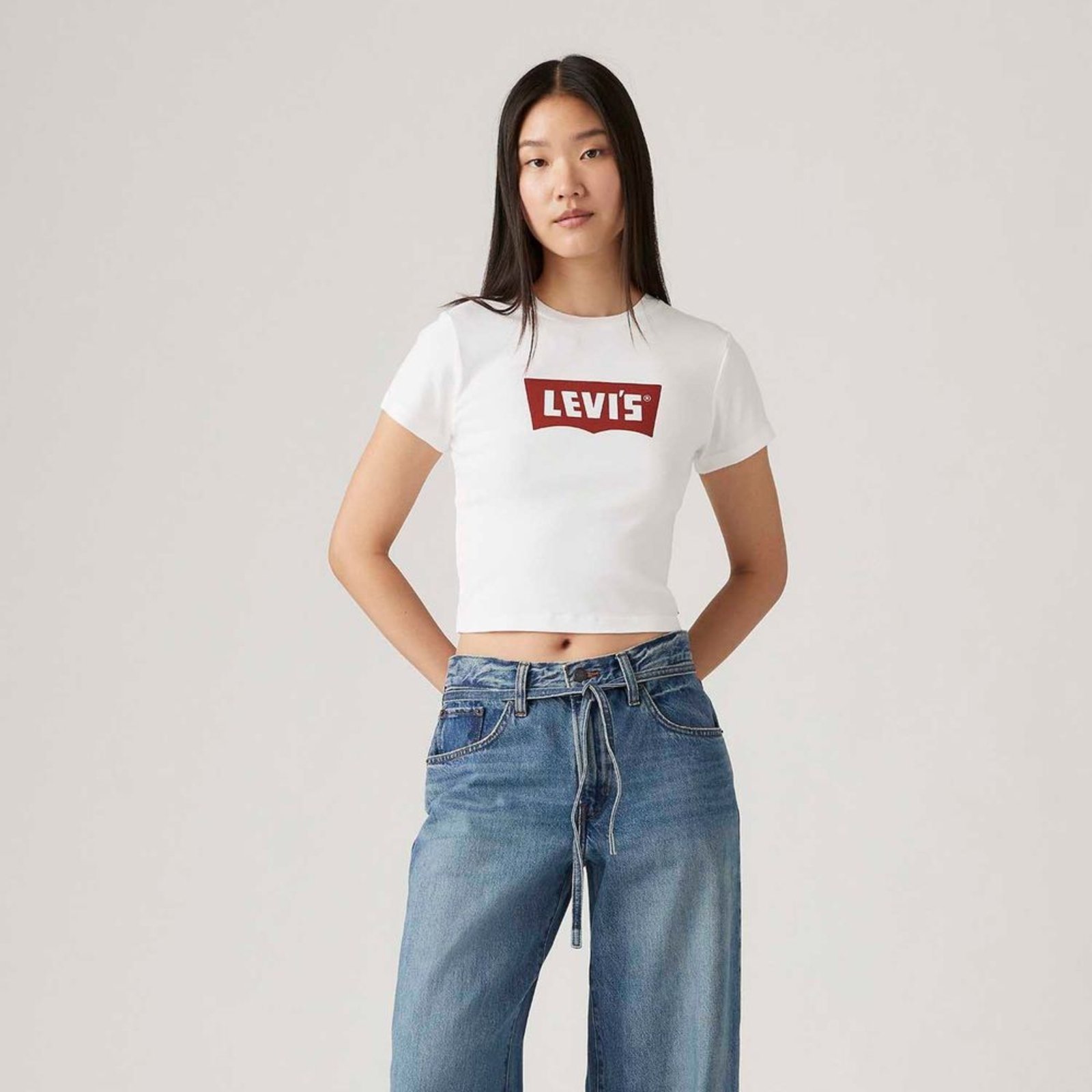 Camiseta Levi’s® Essential Sporty Branca Manga Curta