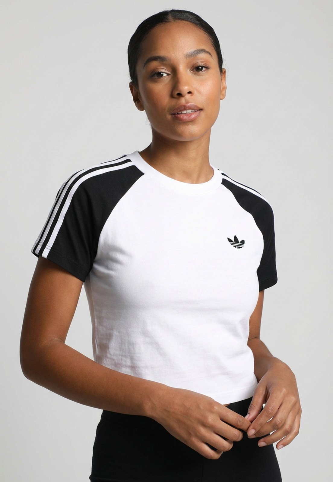 Camiseta Feminina Adidas Originals SST Baby Branca
