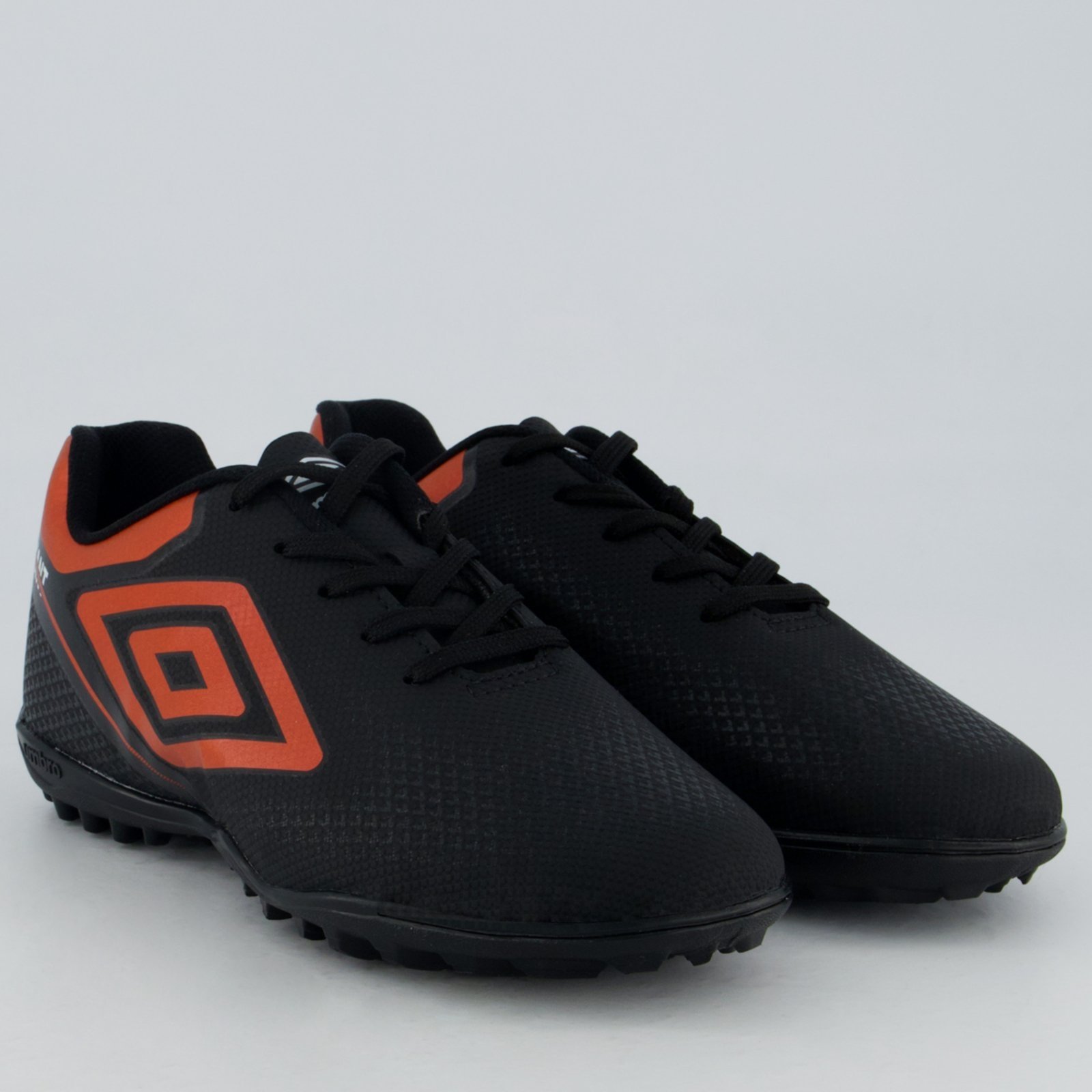 Vista 3 Chuteira Umbro Adamant Top Speed Society Juvenil Preta e Vermelha preto Umbro preto