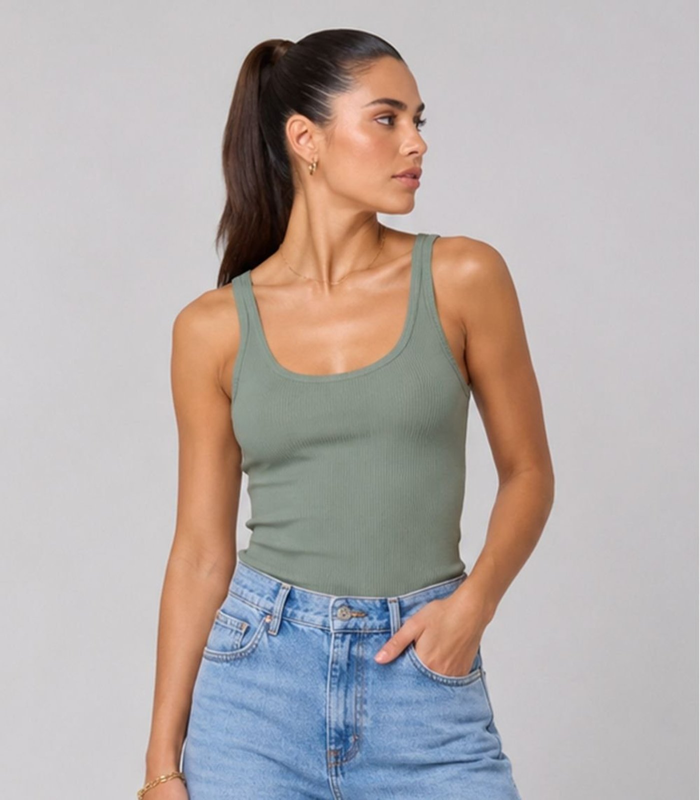 Blusa Feminina De Alça Em Ribana Infinita Cor Verde