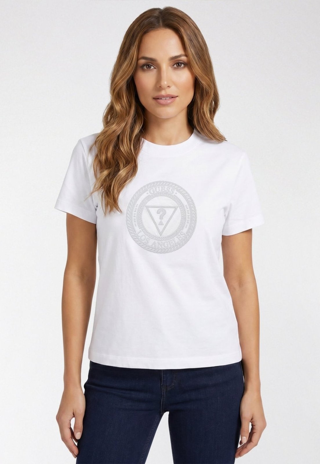 Camiseta Guess Mandala Silk Relevo Branco