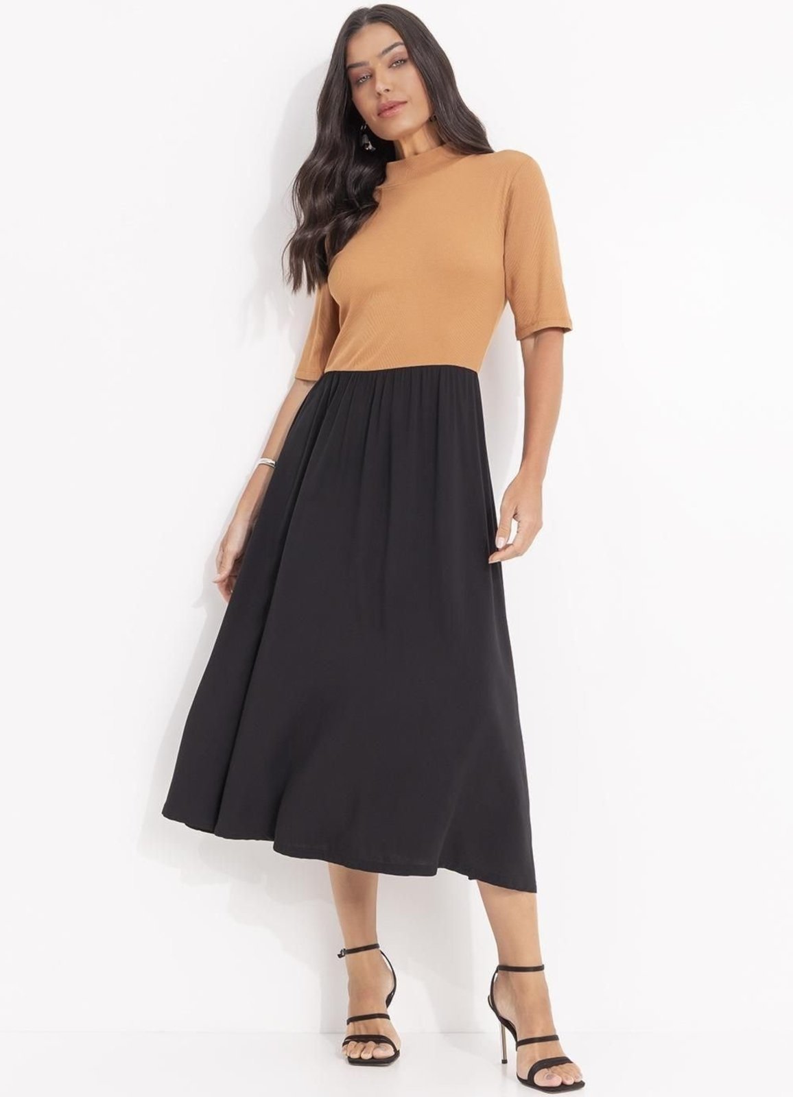 Vestido Feminino Preto Em Viscose Plana Quintess