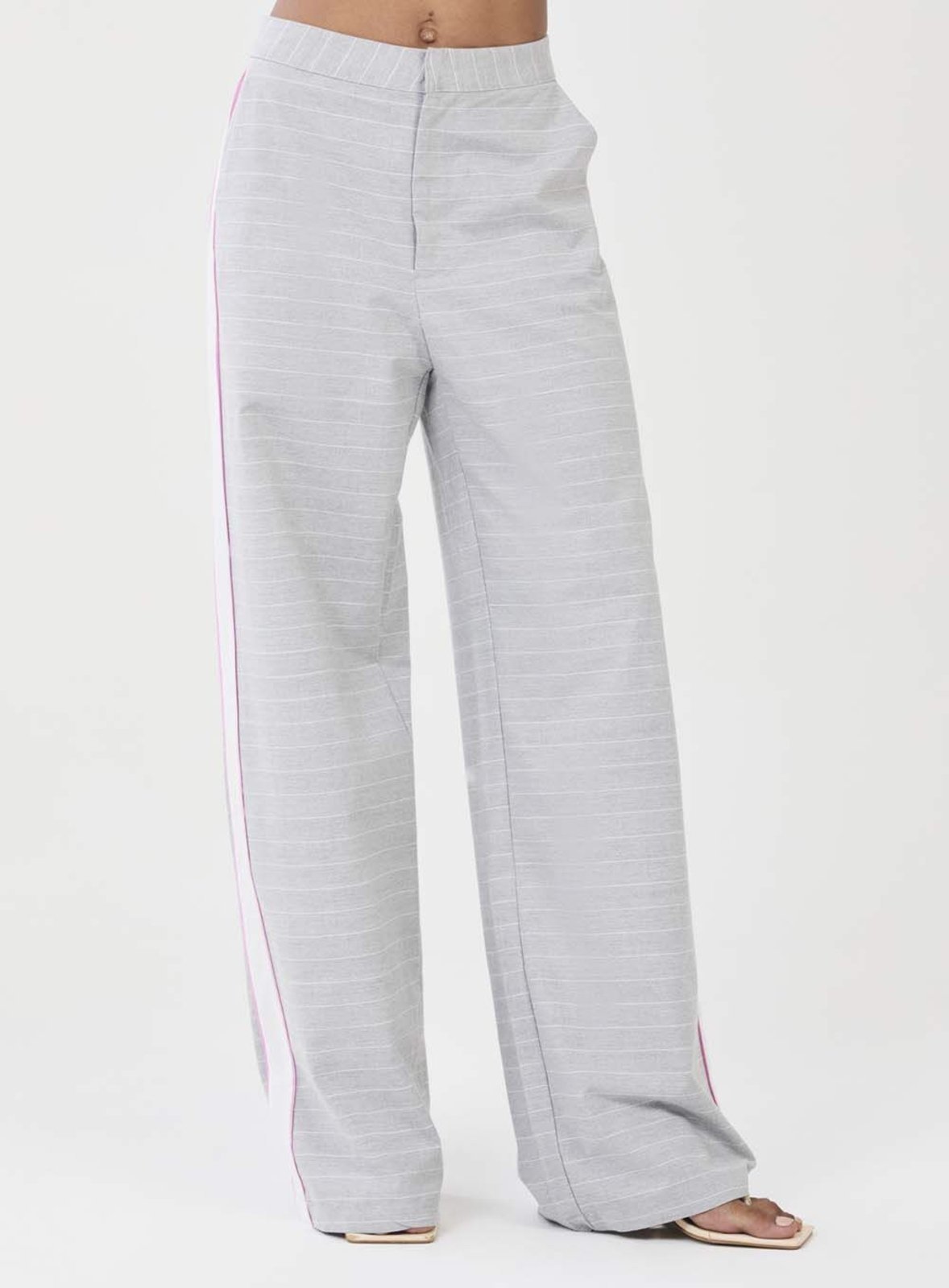 Calça Reta Wide Leg Listrada Colcci CLC Cinza Mescla