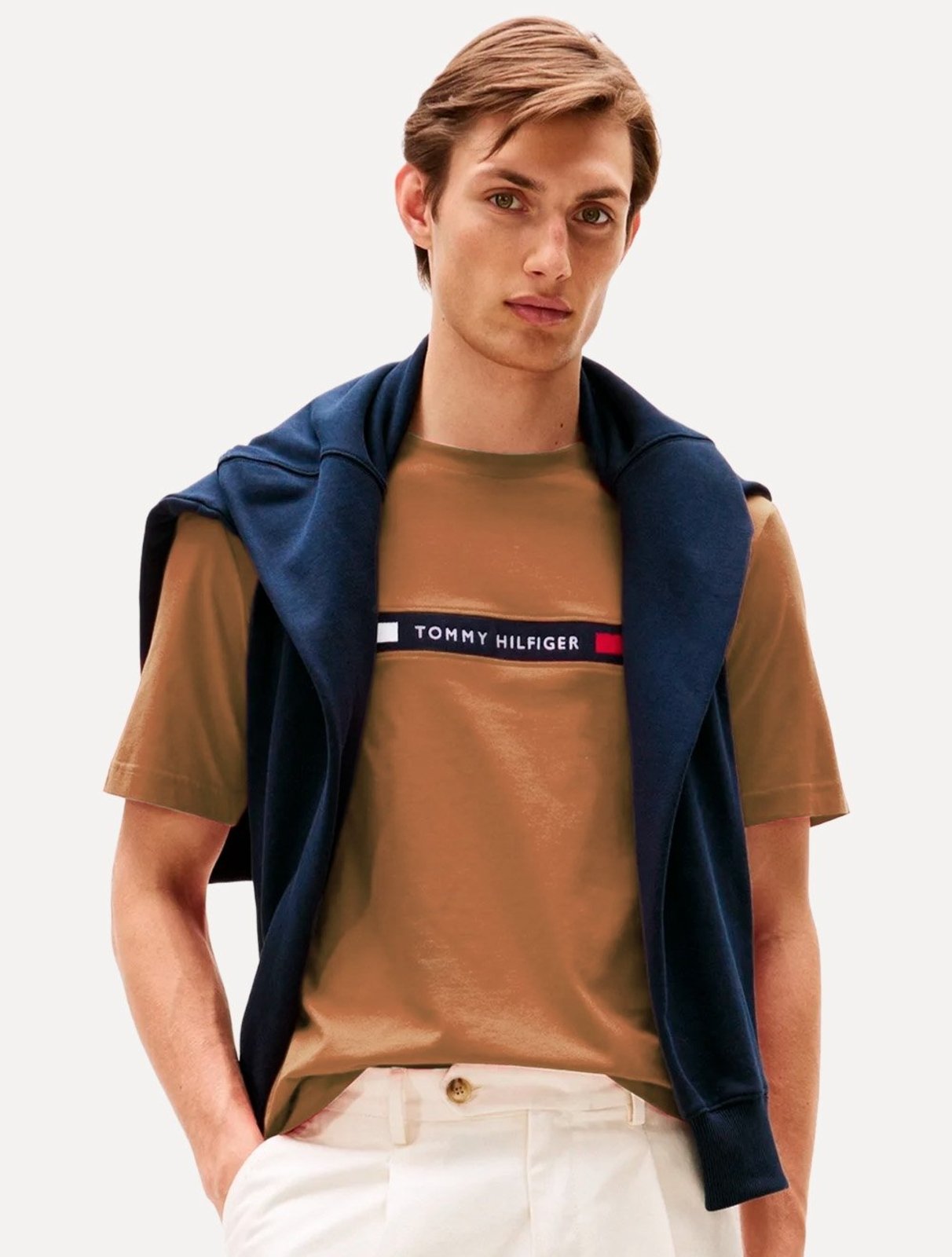 Camiseta Tommy Hilfiger Masculina Chest Insert Logo Marrom