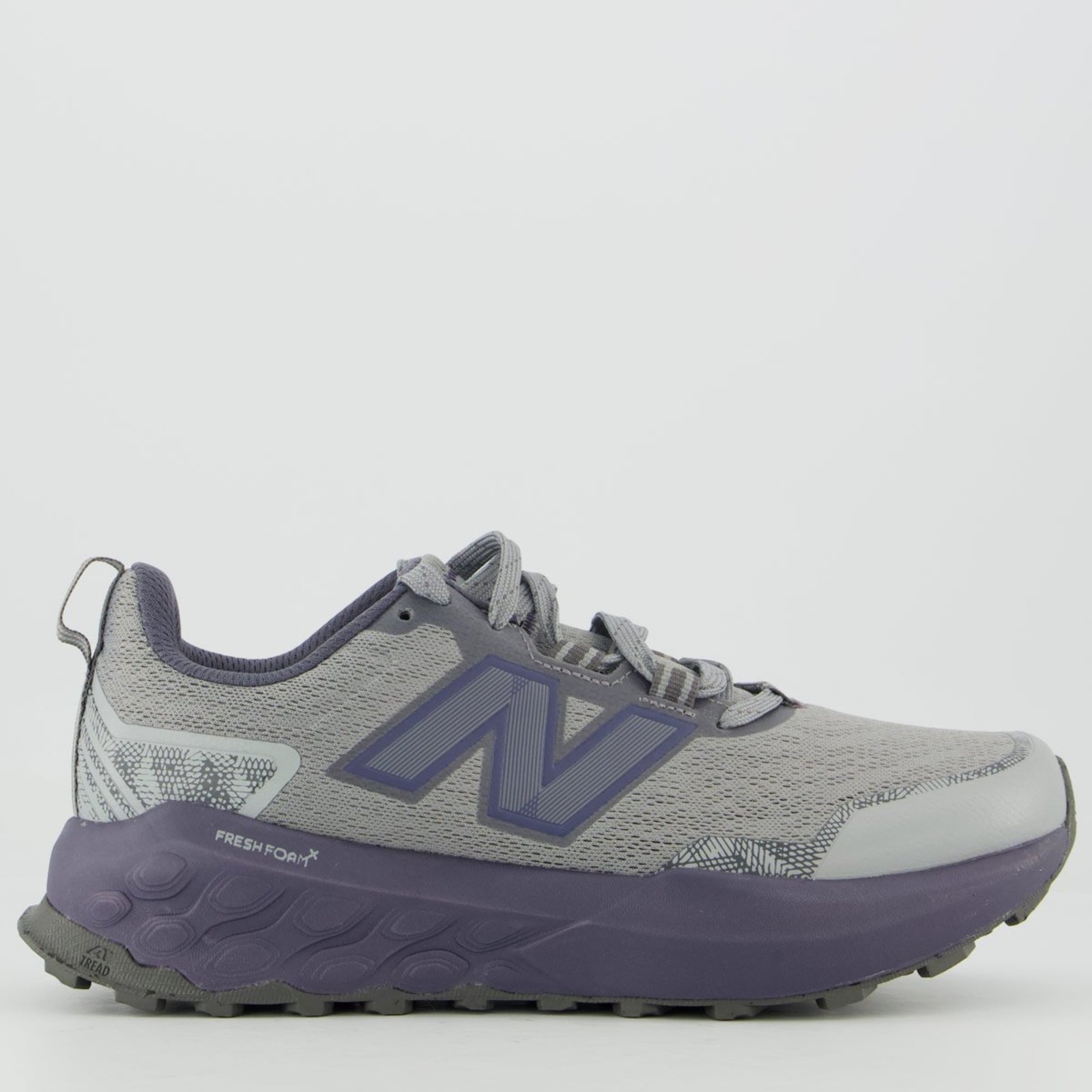 Tênis New Balance Fresh Foam Garoe V2 Cinza e Roxo