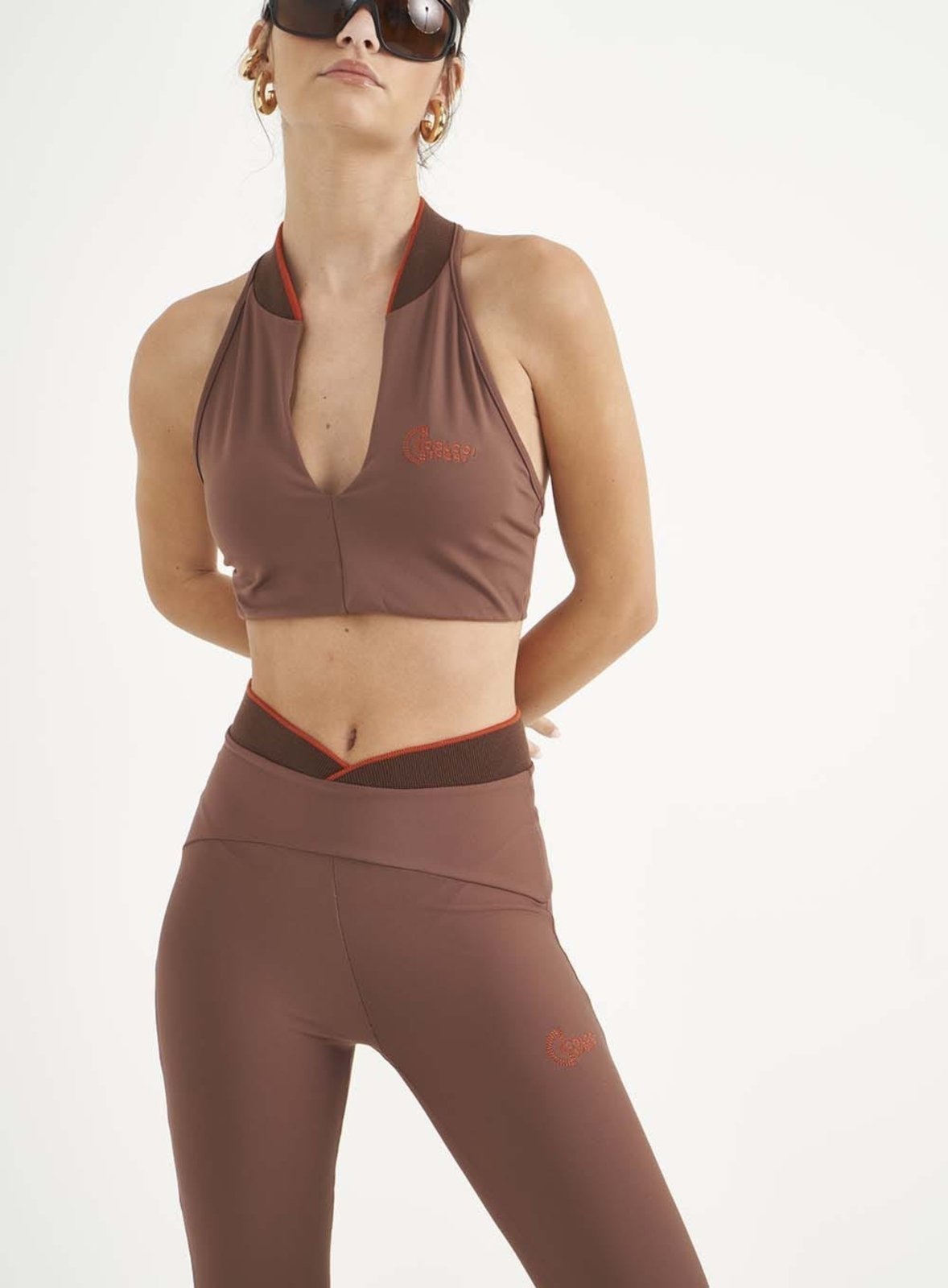 Top Colcci Slim Light Com Decote V Marron
