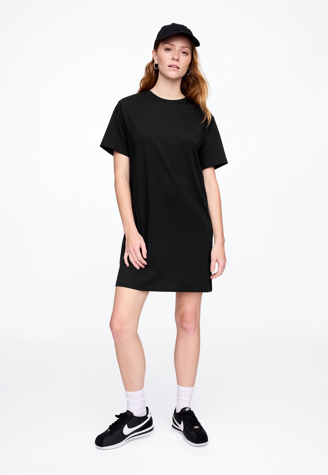 Vestido GAP Curto Liso Preto