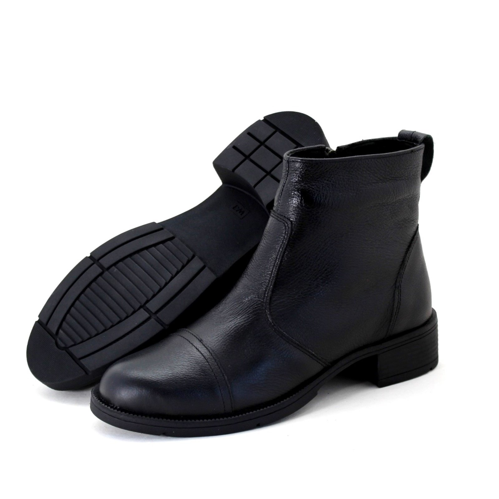 Bota Rasteira Lirom Cano Curto Salto Baixo Couro Preto