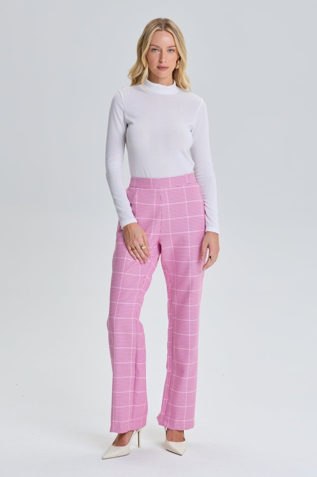 Calça Feminina Alfaiataria Reta Flor de Lis