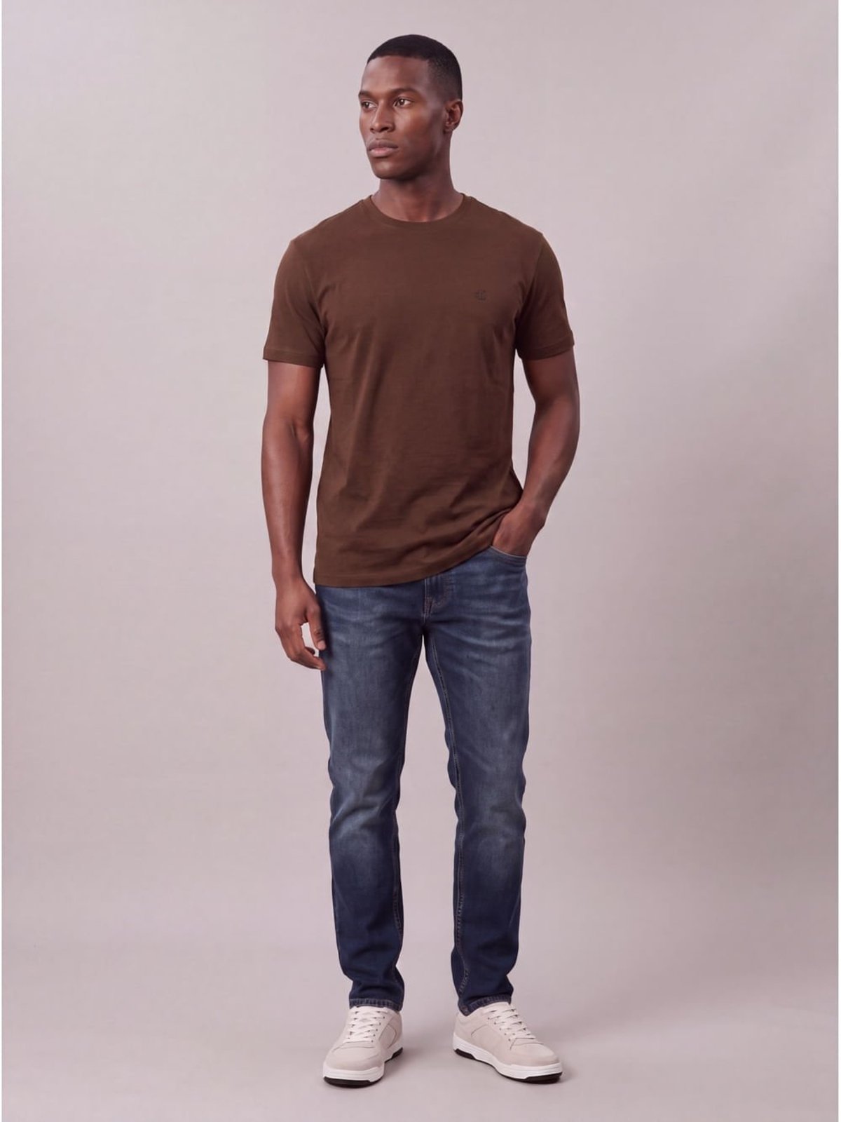 Camiseta Pima Manga Curta Calvin Klein Jeans Masculino - Marrom Calvin Klein Jeans