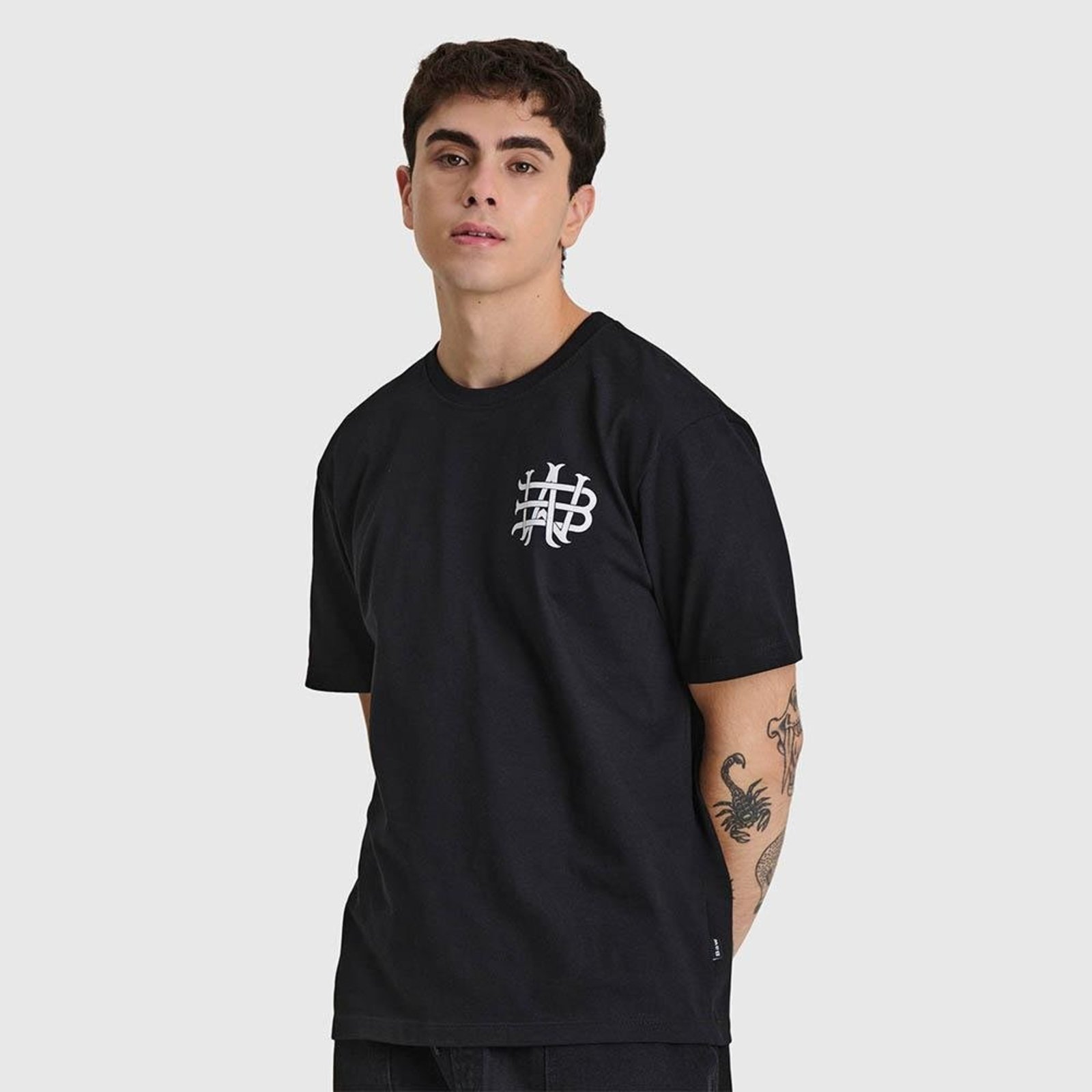 Camiseta Regular Baw Interlaced Preto