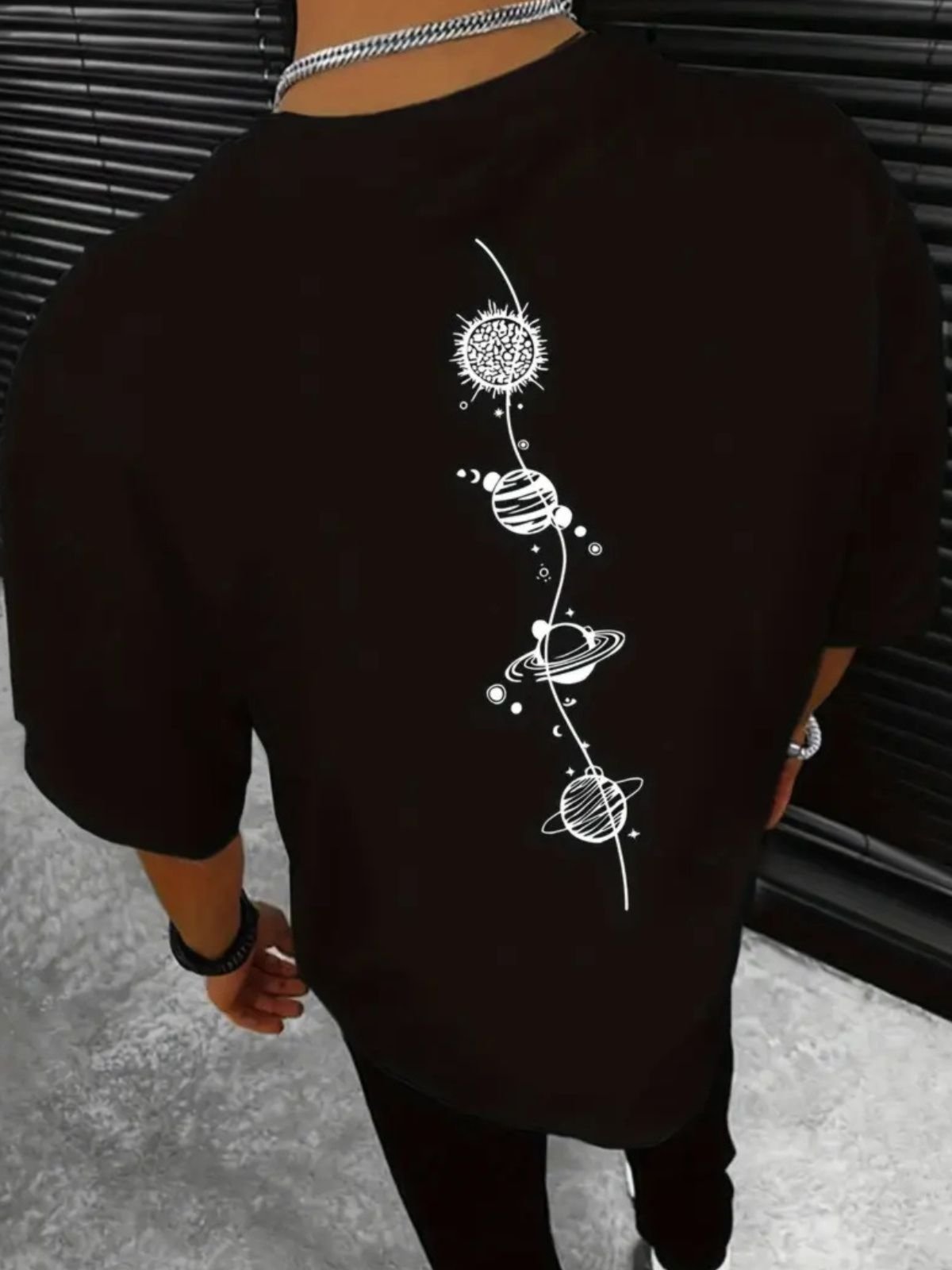 Camiseta Estampada Oversized Planetas Safira Moda Algodão Preto