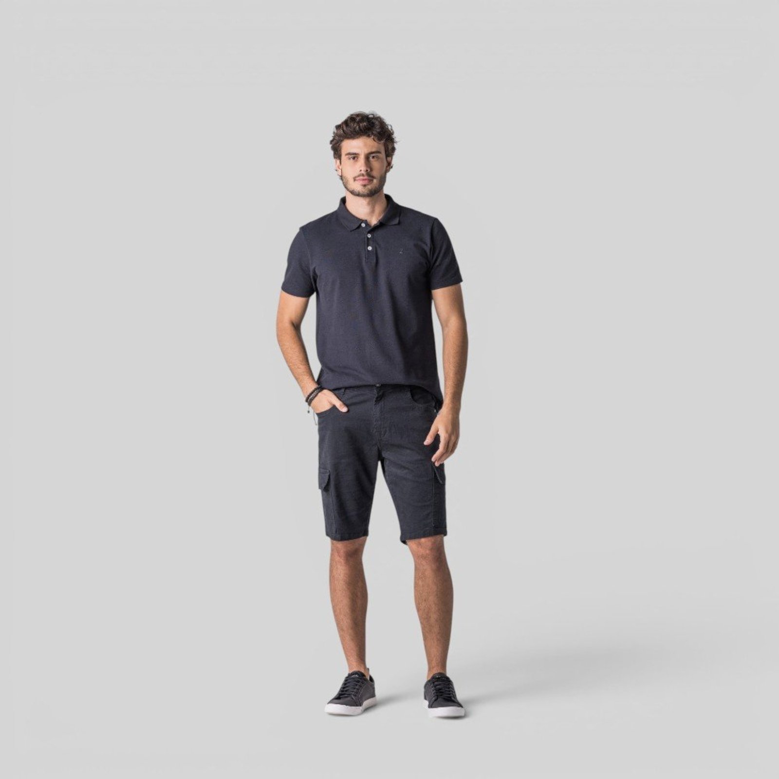 Bermuda Masculina Sarja Slim Cargo Zune PRETO