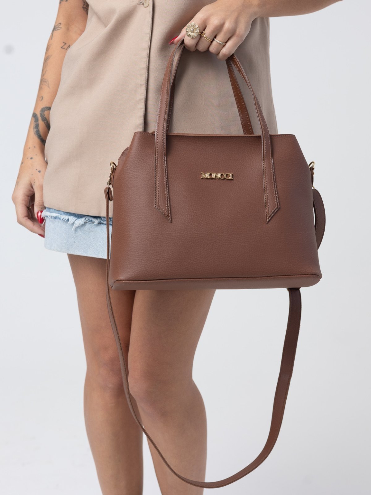Bolsa Moncci Média Alça transversal e alça de mão Caramelo