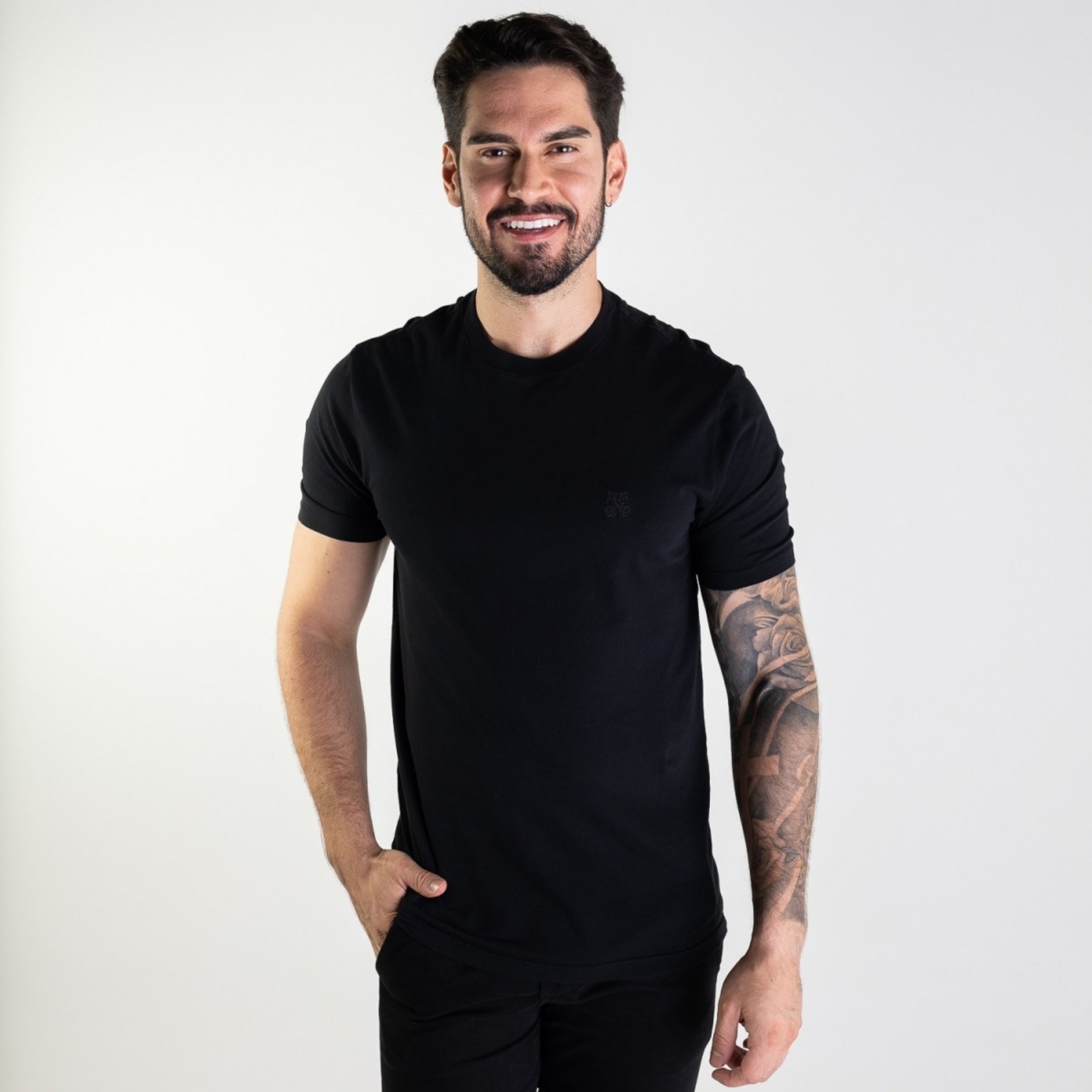 Camiseta John John Cleans Keys Preta