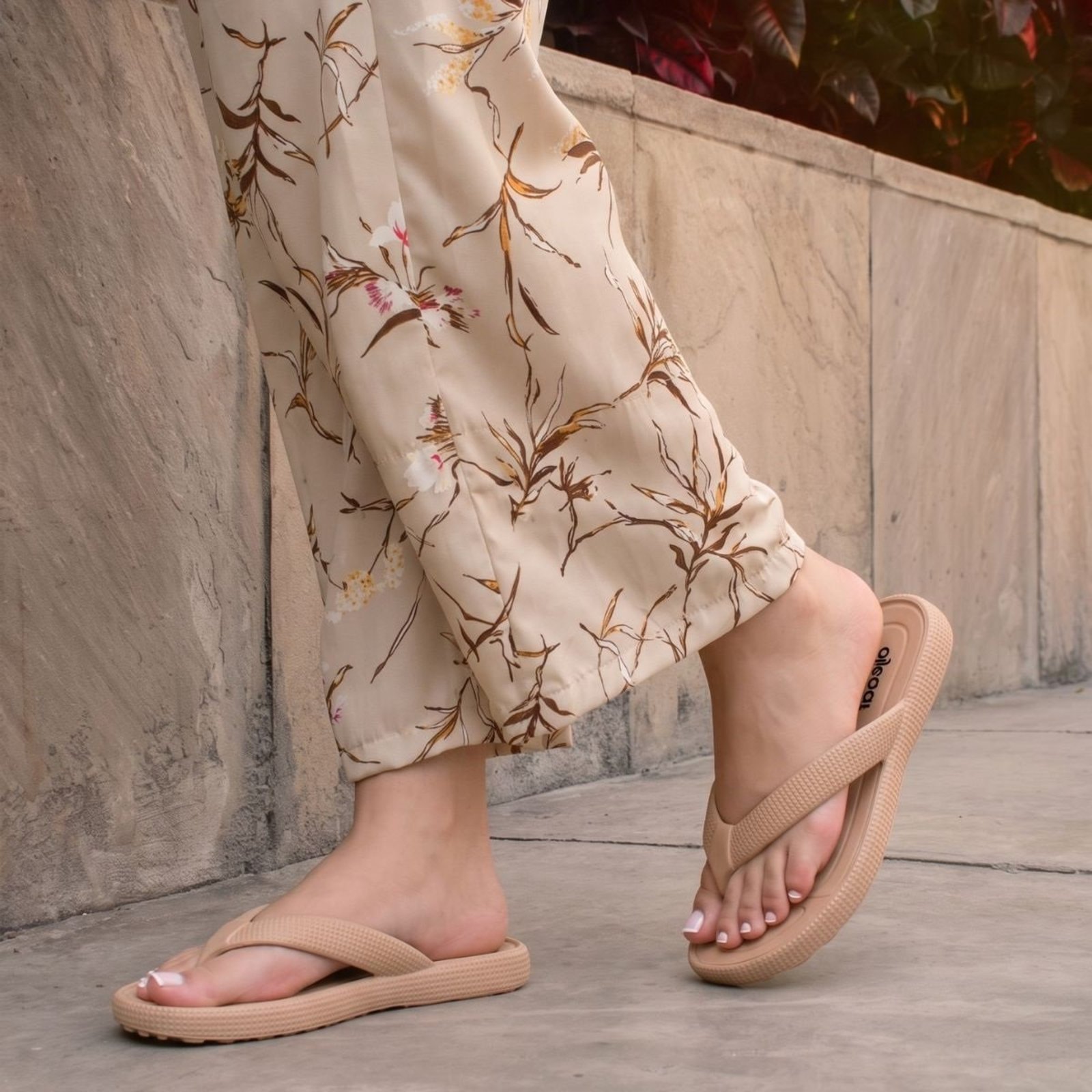 Chinelo Feminino Casual Material de EVA Super Leve , Macio Confortável para o dia a dia