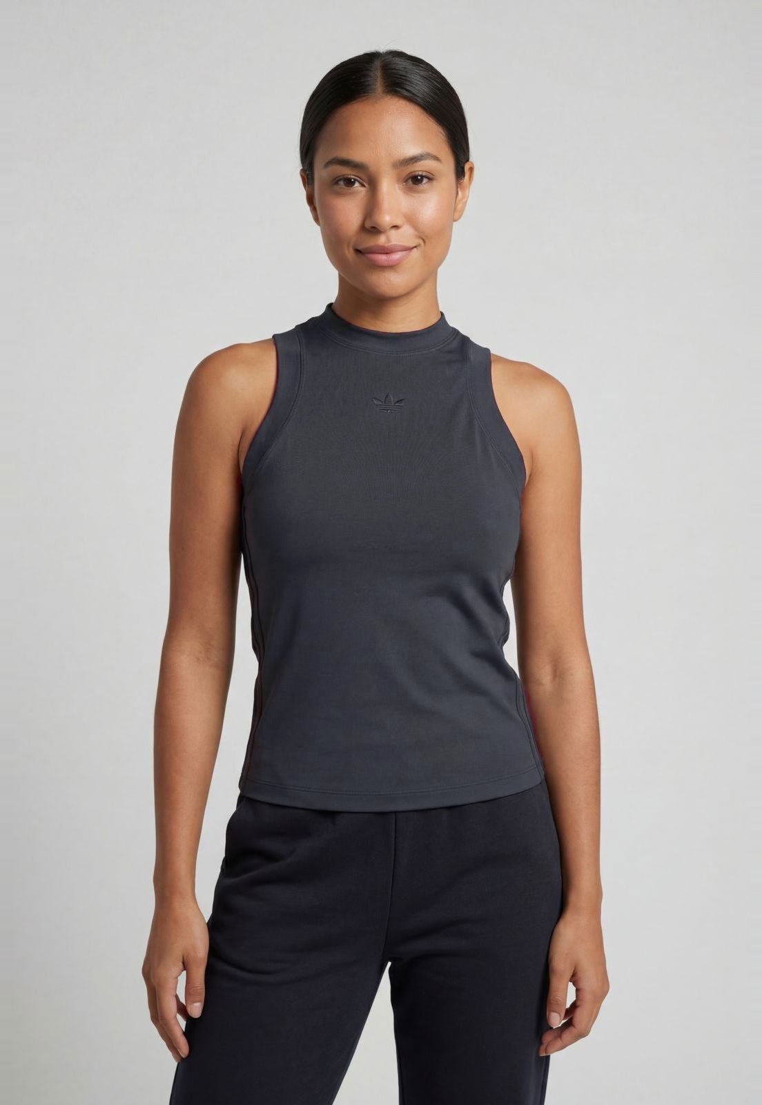 Regata Adidas Originals Modelo Ajustado Cinza