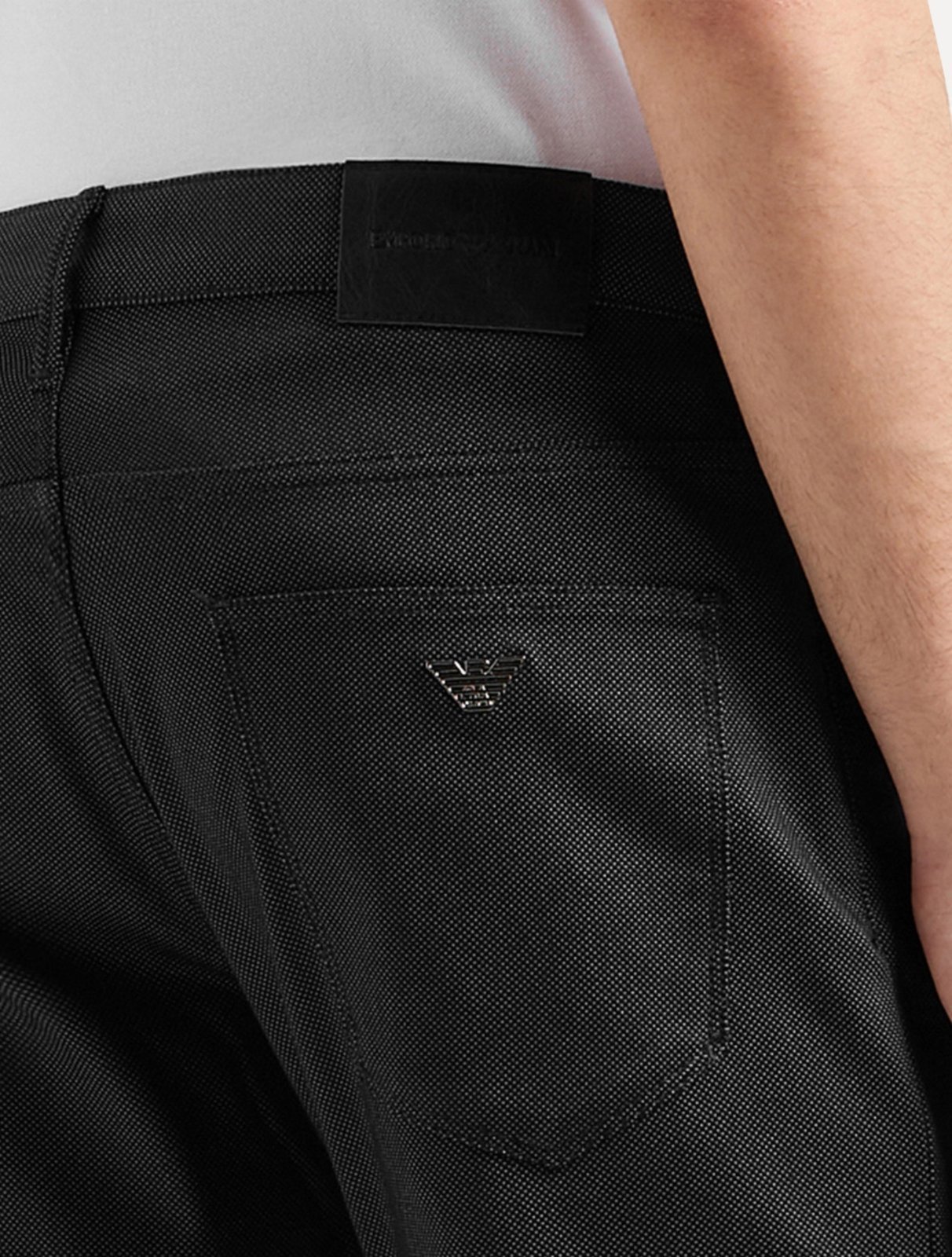 Vista 3 Calça Jeans Empório Armani Masculina J06 Slim Fit Armure 5 Pockets Preto azul Emporio Armani azul