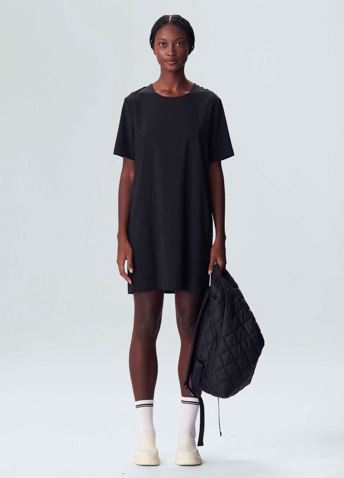 Vestido supelight t-shirt curto OSKLEN