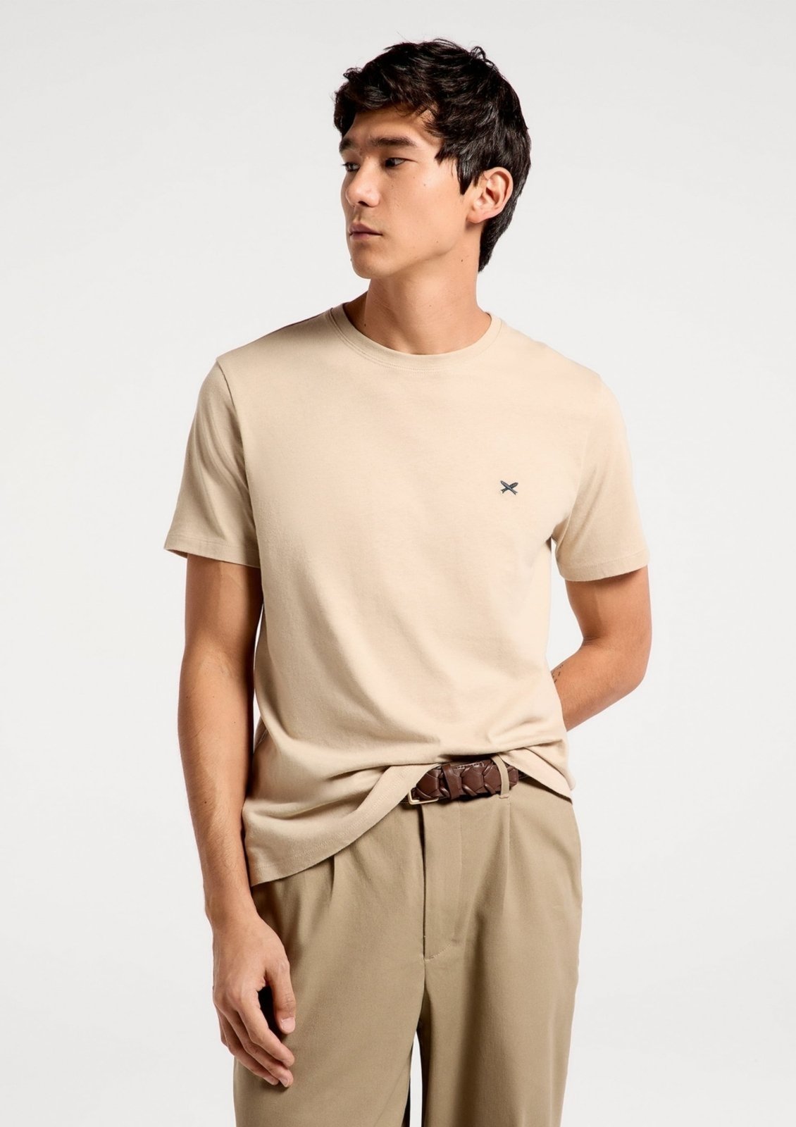 Camiseta Básica Masculina World Com Bordado Hering