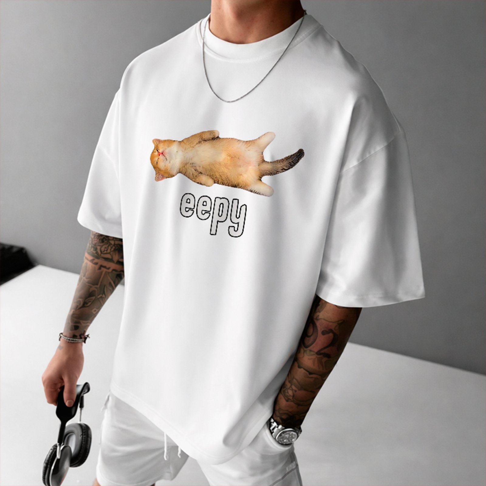 Camiseta Oversized Gato Eepy Funny Cat Unissex Branco