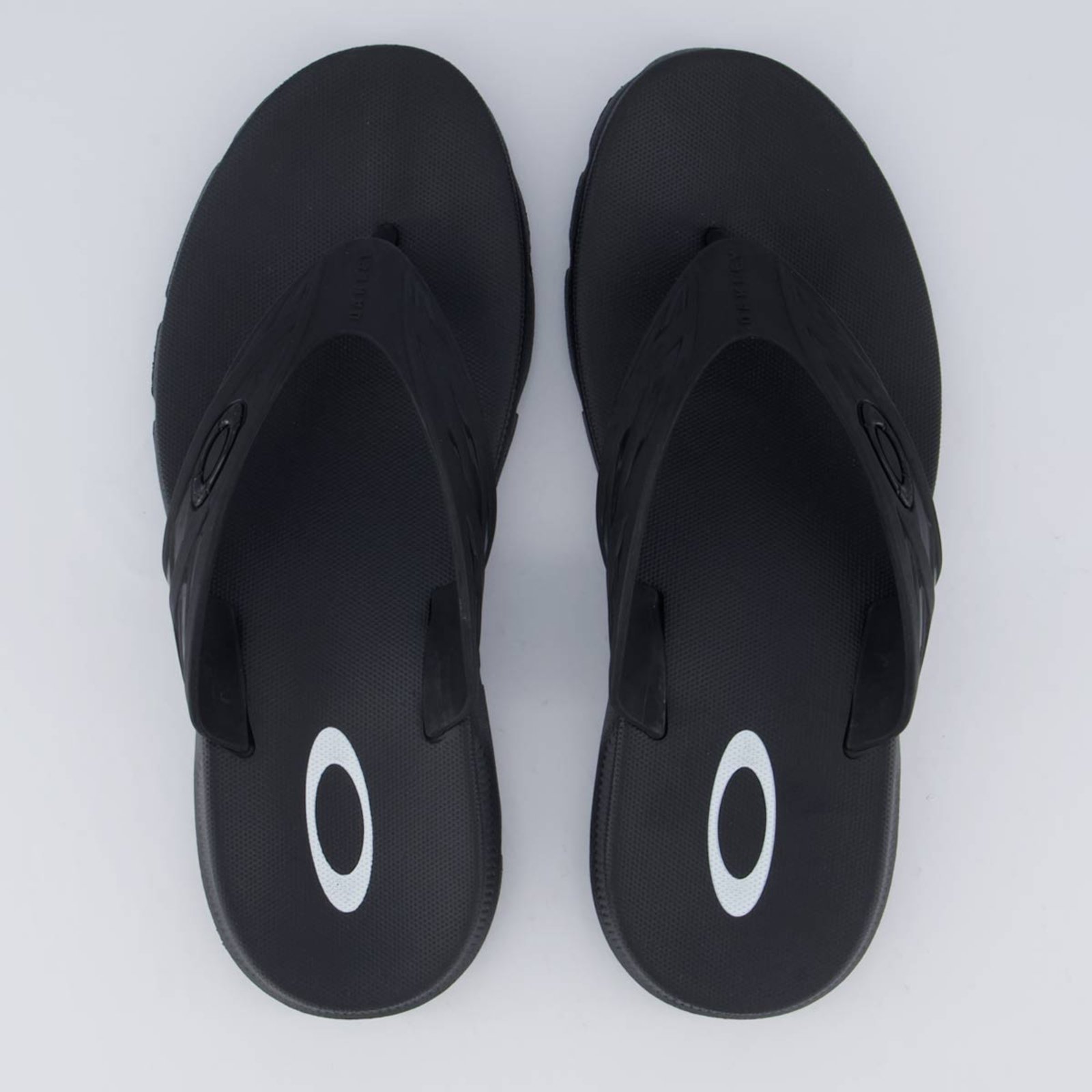 Chinelo Oakley Raptor Preto
