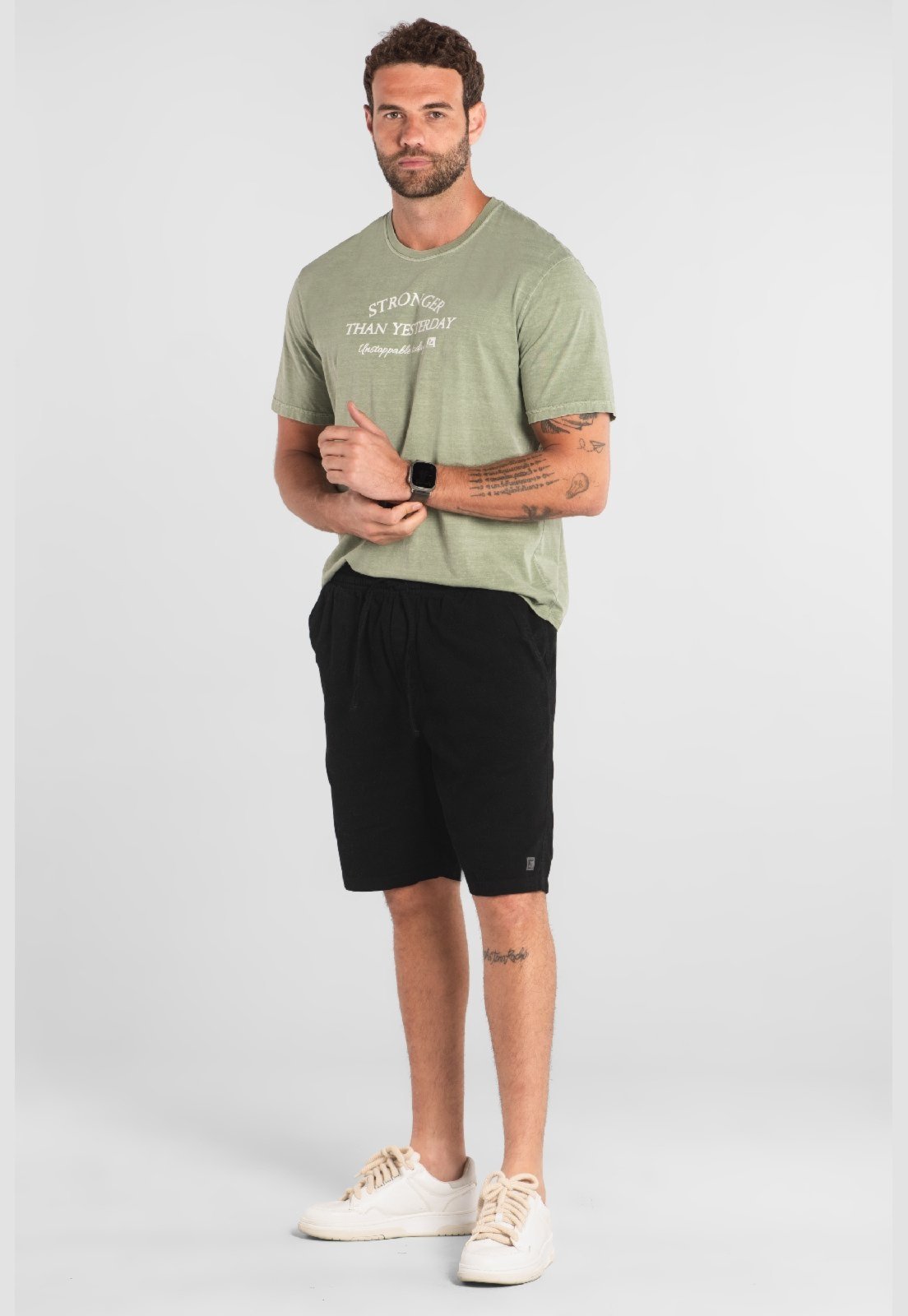 Bermuda Masculina em Sarja The Philippines Preto