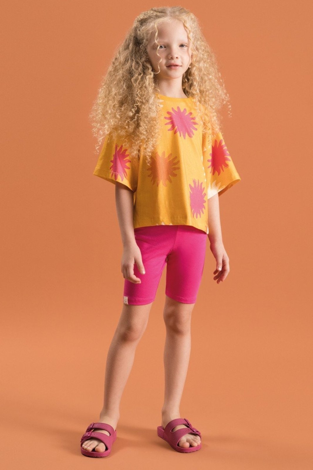 Infantil - Conjunto Bugbee Menina Blusa e Bermuda em Malha