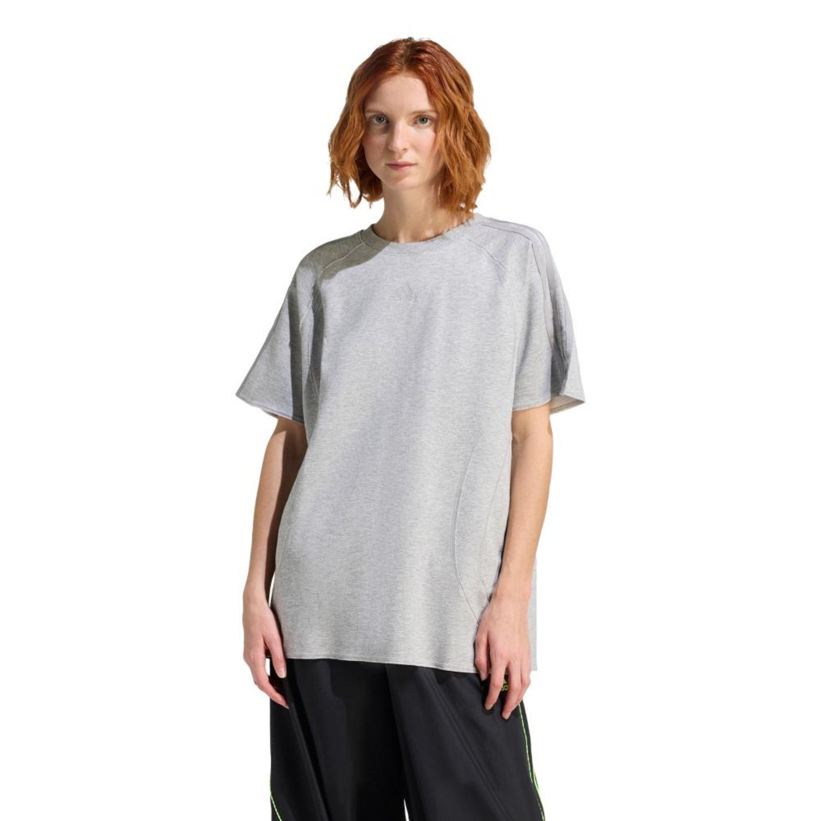 CAMISETA FOLGADA TEAMGEIST adidas Originals Cinza