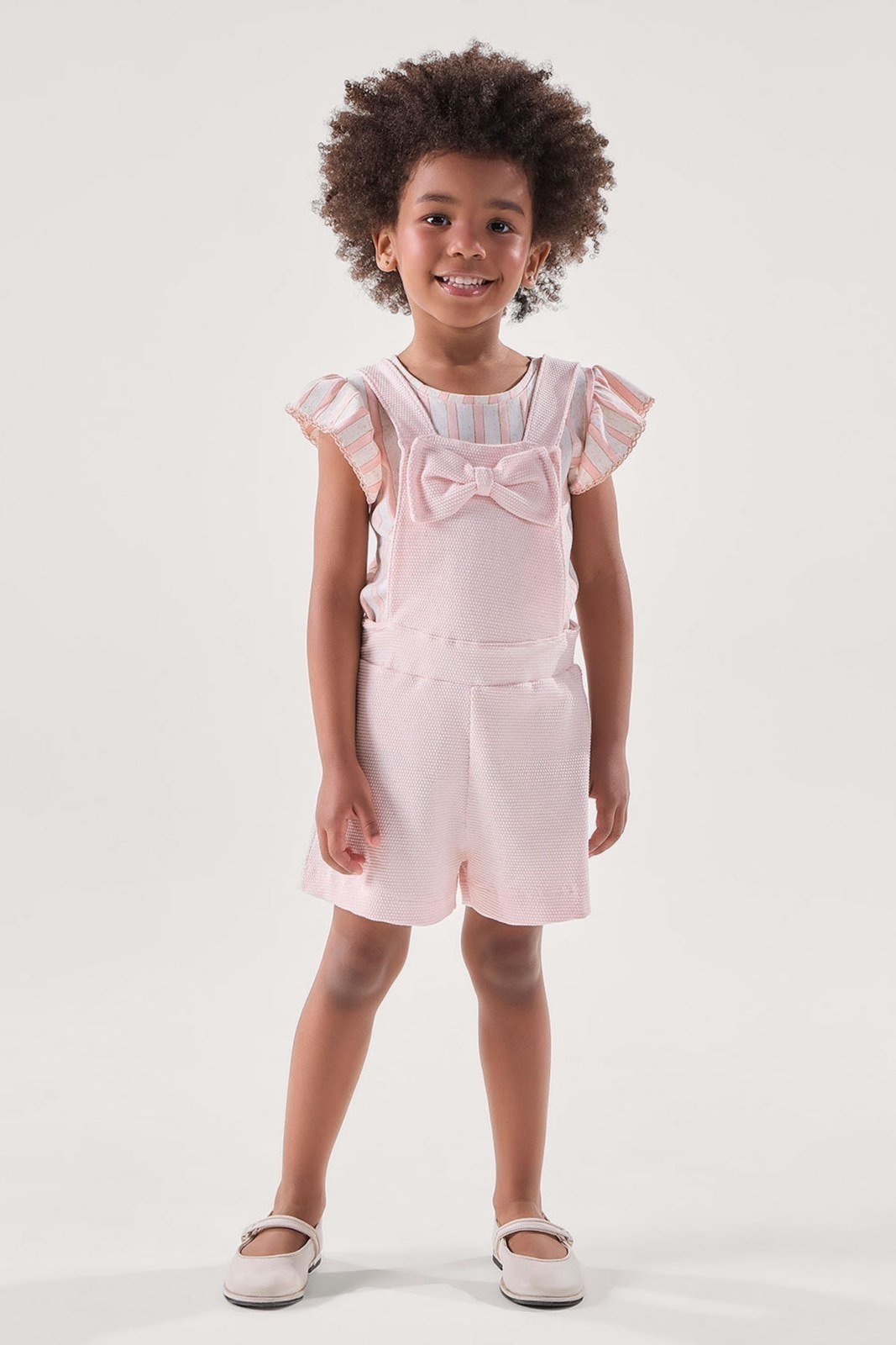 Infantil - Conjunto Blusa Rosa Listrada com Jardineira Texturizada