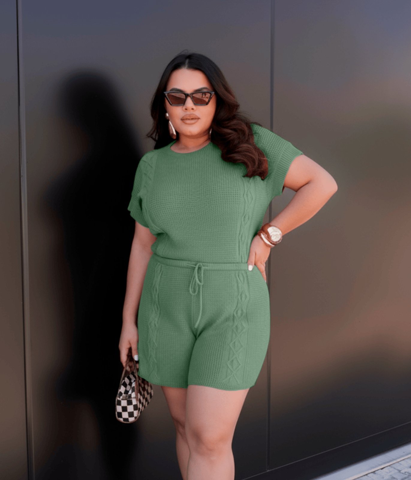 Conjunto Cherry Line Duas Peças Blusa Manga Curta Shorts Tricô Marrom Verde