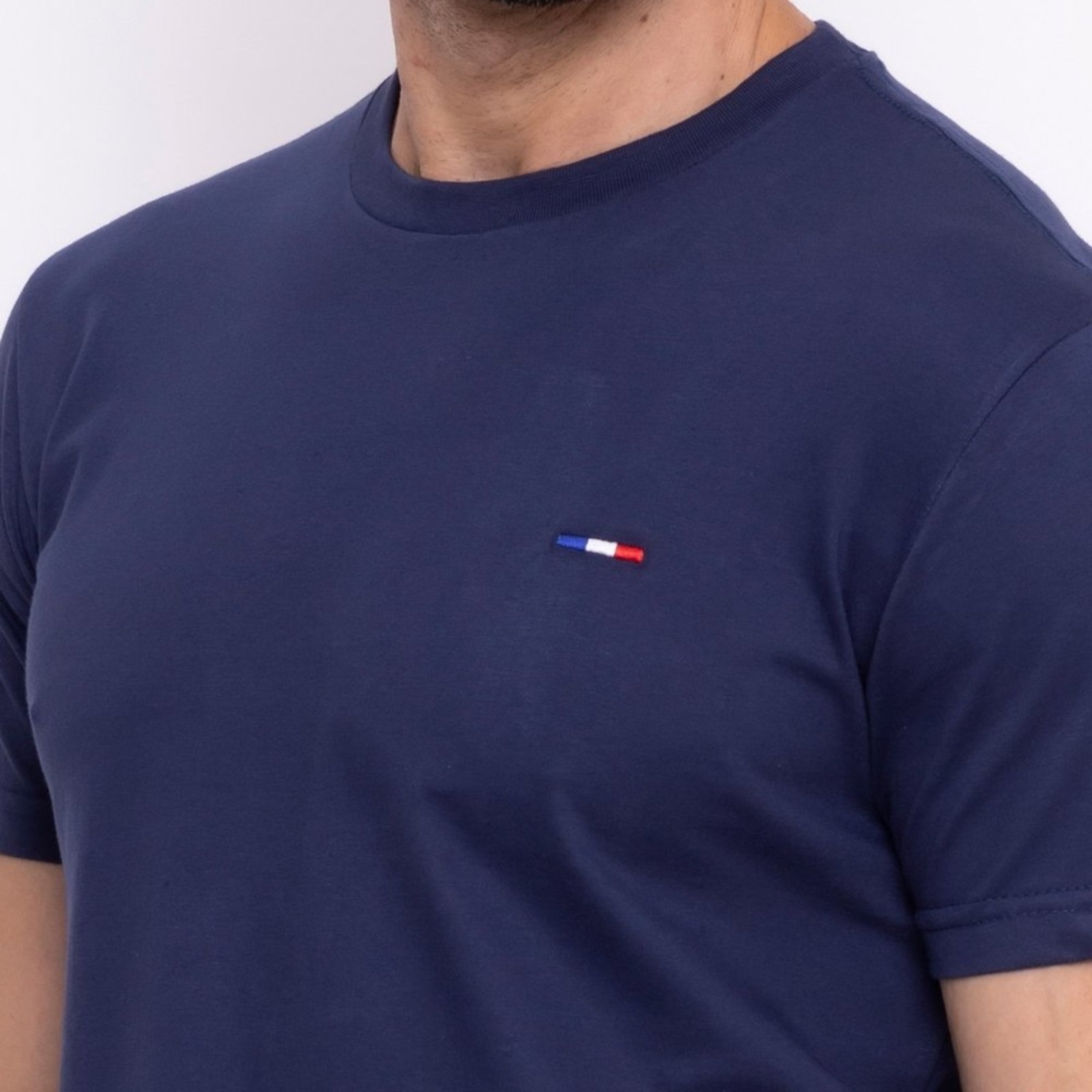 Camiseta Básica Masculina em Algodão Premium Bordado Premium França Marinho Azul Marinho