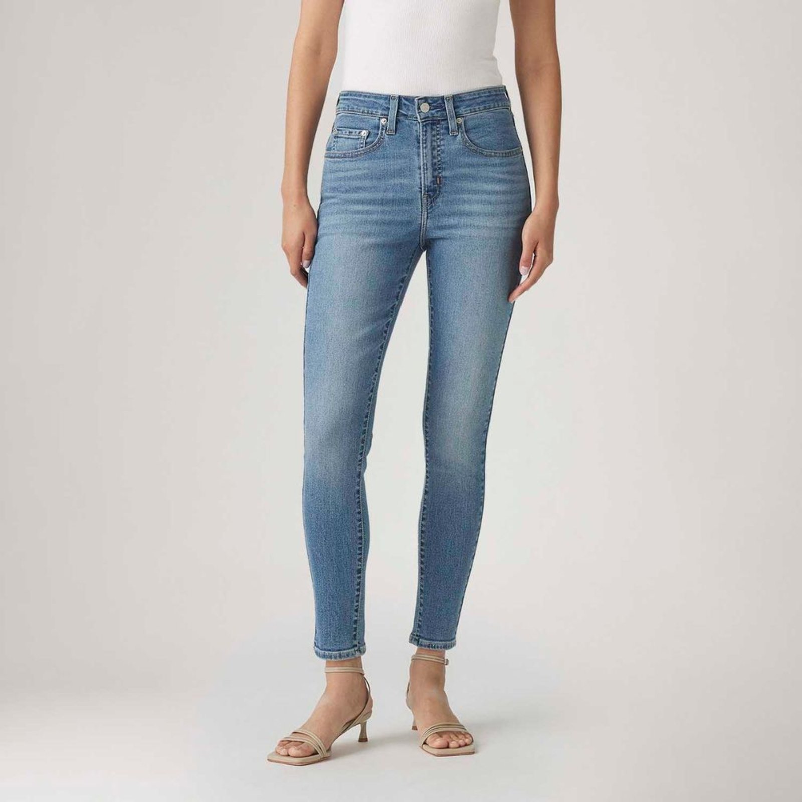 Calça Jeans Levi’s® 721® High Rise Skinny Lavagem Média