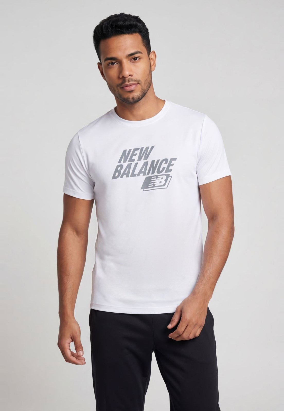 Camiseta Masculina New Balance Estampa Frontal Branca