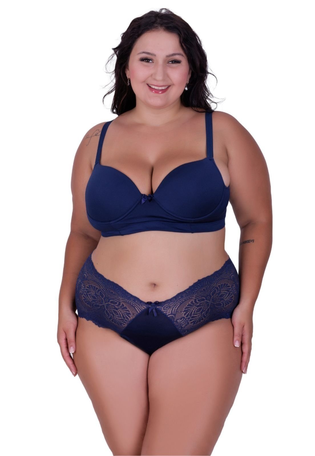 Conjunto de Lingerie Plus Size Sutiã e Calcinha Cintura Alta de Renda Terra e Mar Marinho