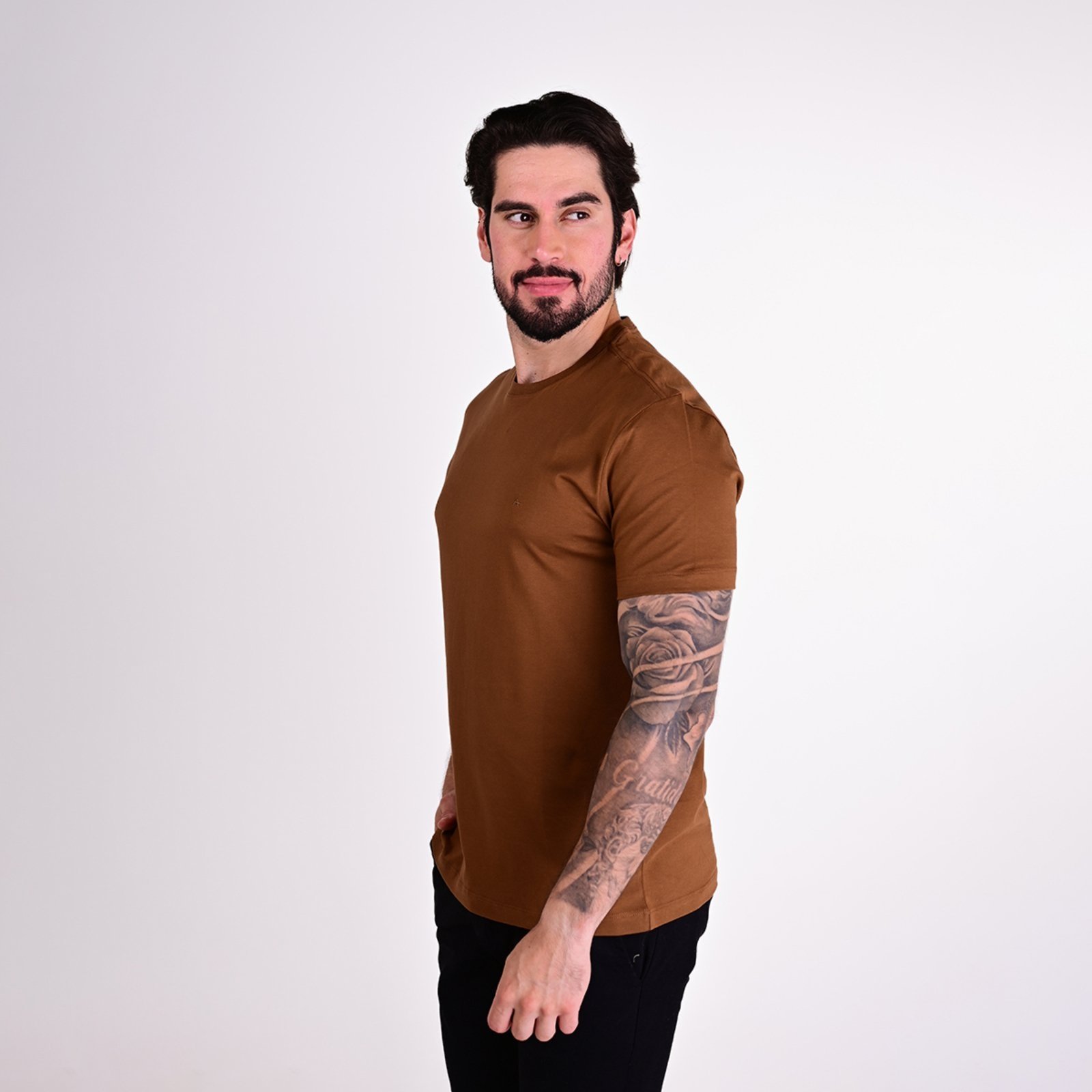Vista 3 Camiseta Aramis Monocromática verde Aramis verde