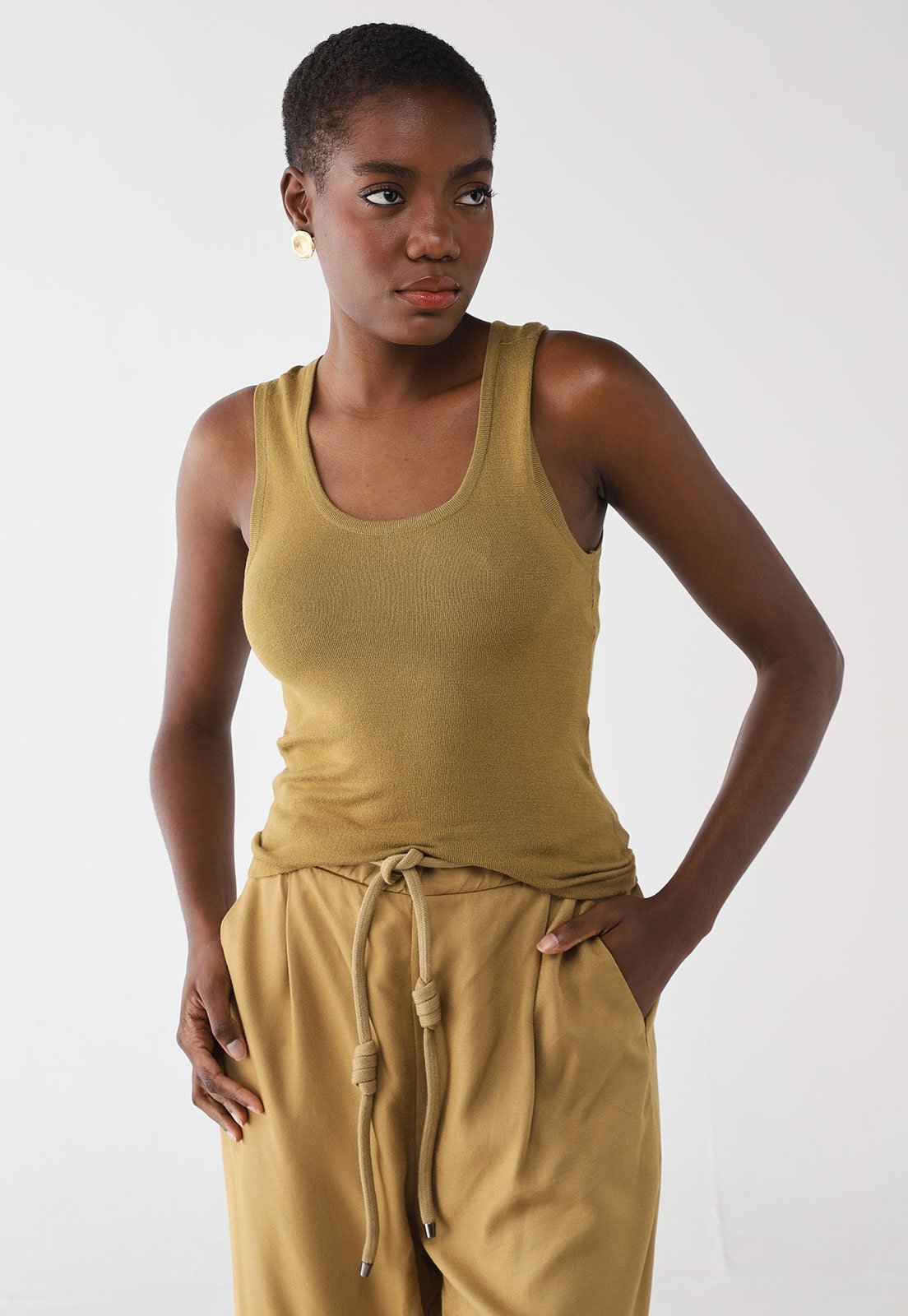 Blusa Feminina Hering Sem Mangas Mostarda