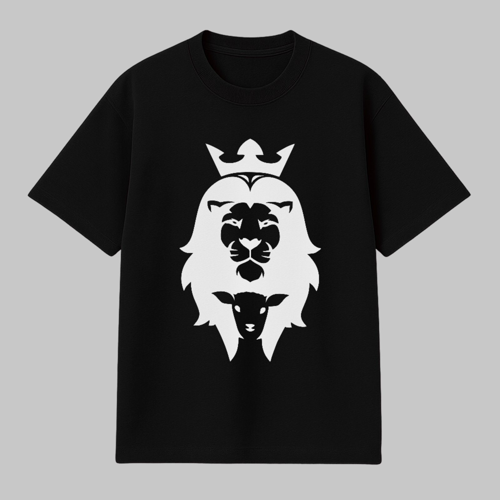 Camiseta Básica Leão e Cordeiro Símbolo Cristão Preto