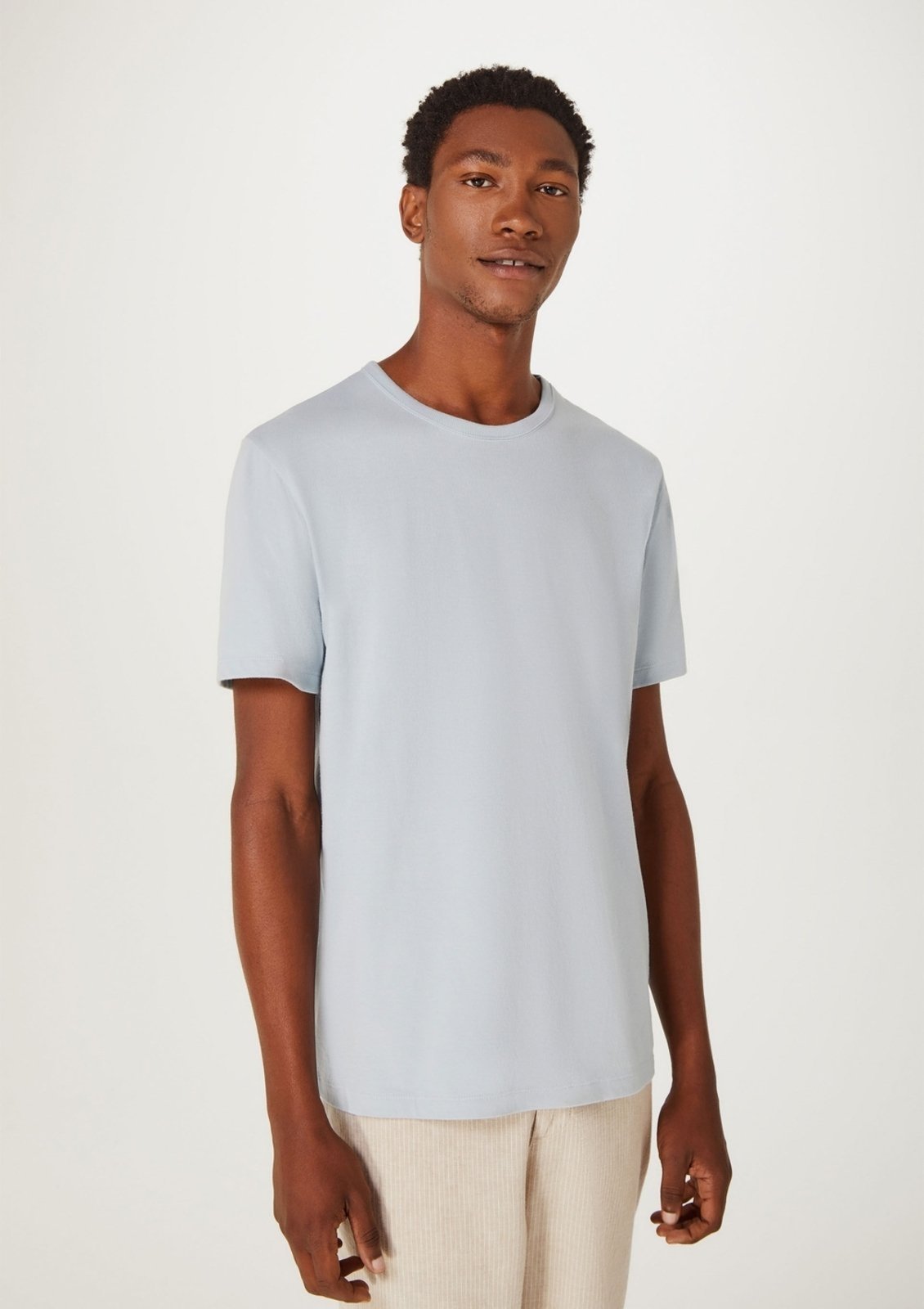 Camiseta Básica Masculina Manga Curta Slim