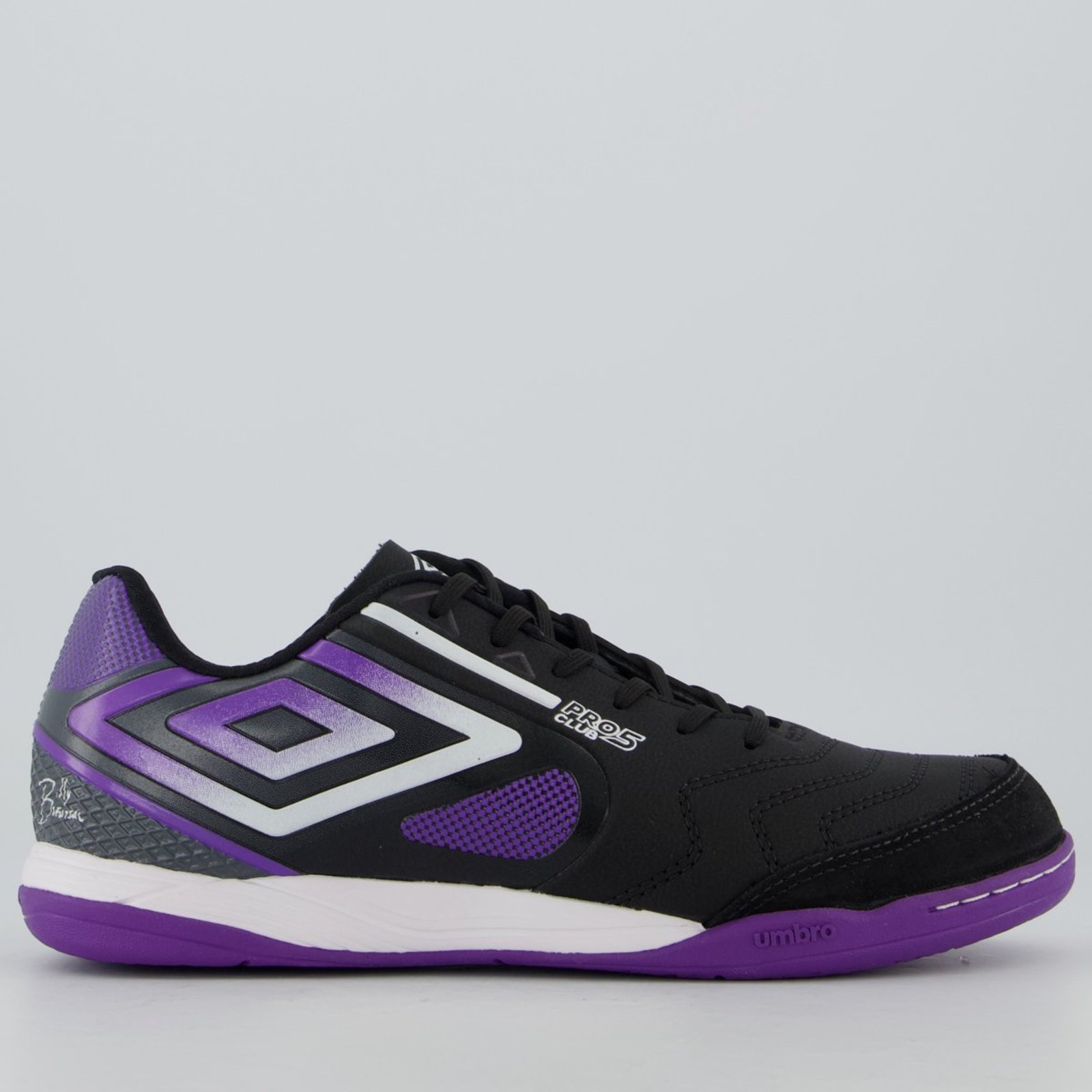 Chuteira Umbro Pro 5 Bump Club Futsal Preta e Roxa
