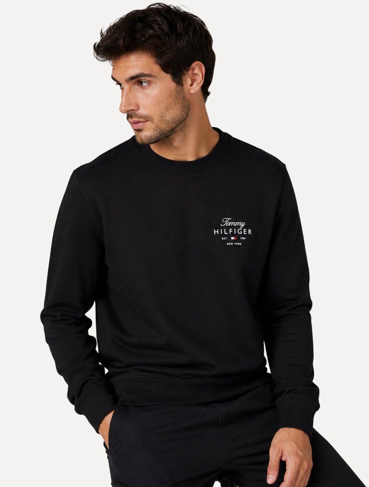 Moletom Tommy Hilfiger Masculino Brand Love Sweatshirt Preto