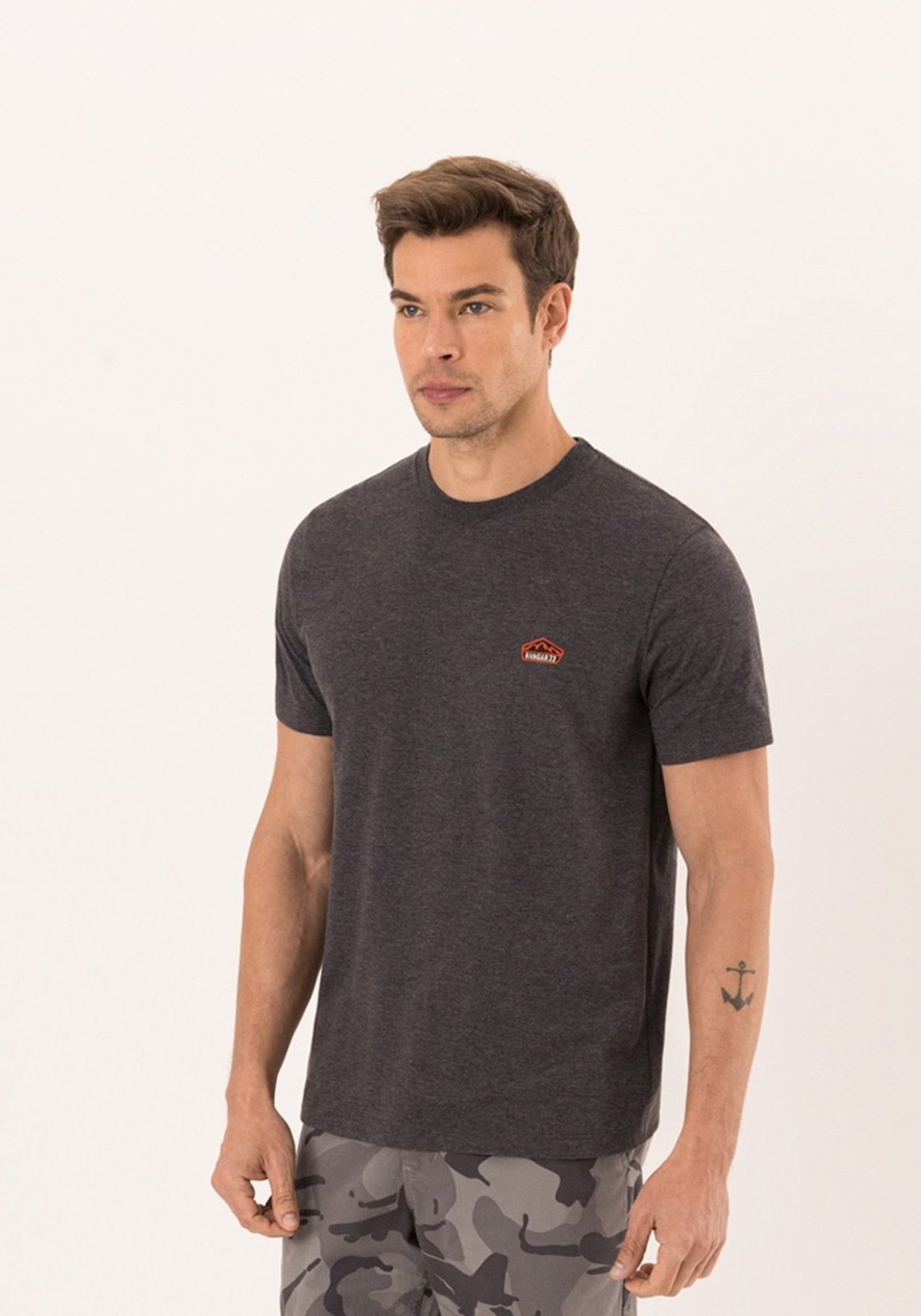 Camiseta Com Bordado Em Malha Mesclada